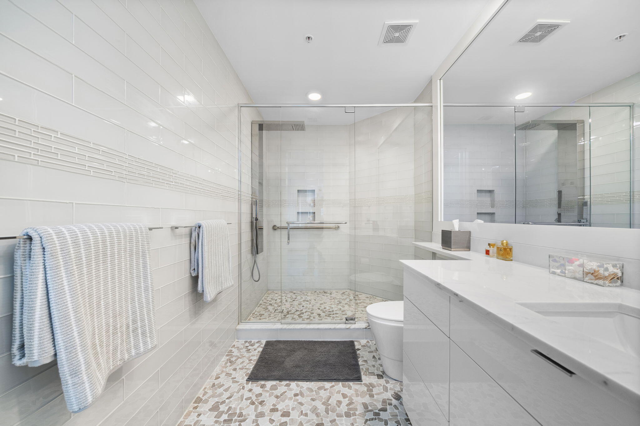 WATERGARDEN CONDO - Residential Lease