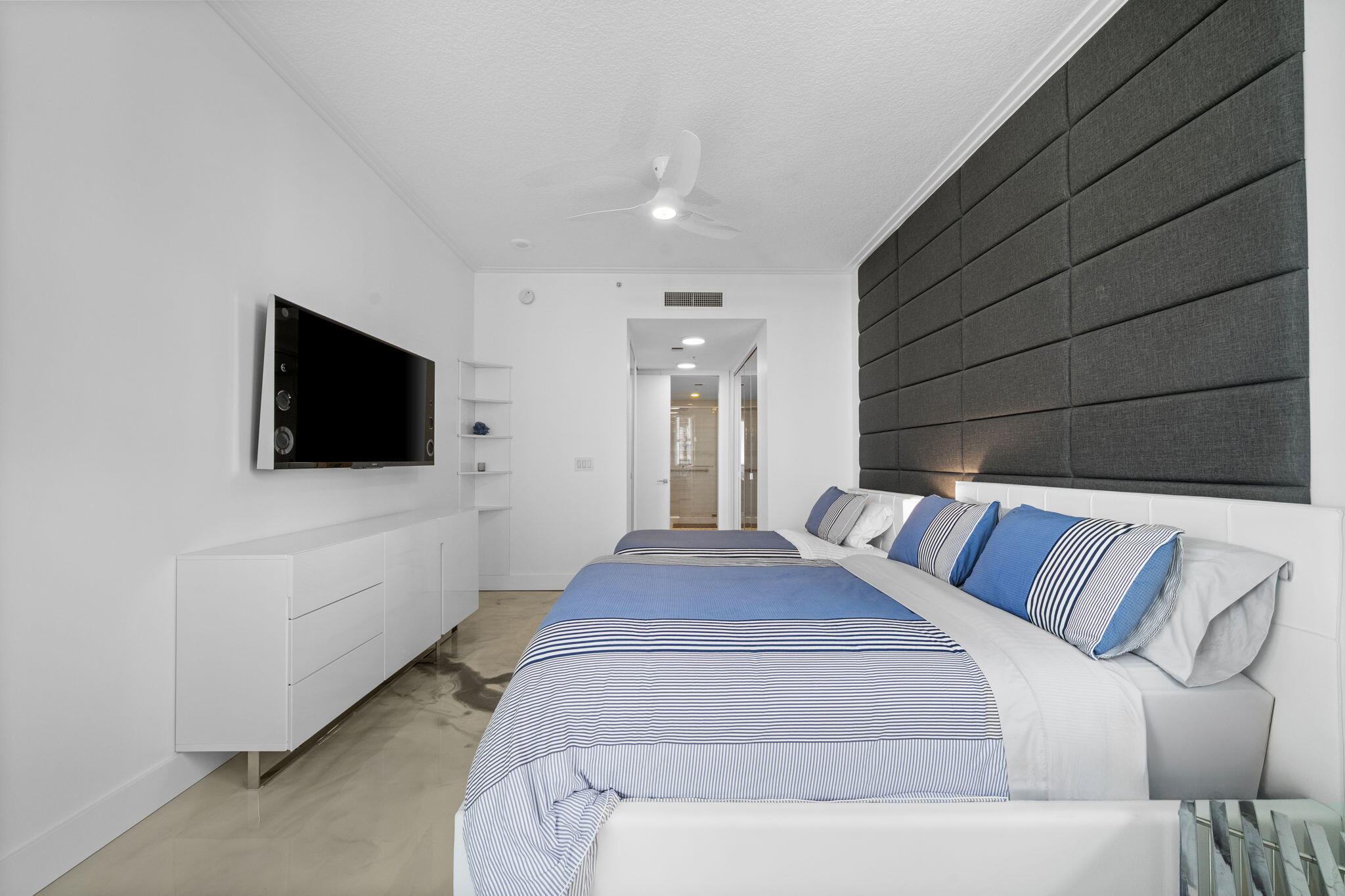 WATERGARDEN CONDO - Residential Lease