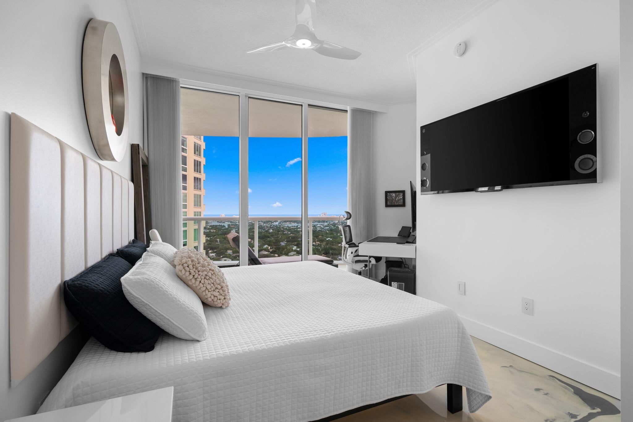 WATERGARDEN CONDO - Residential Lease