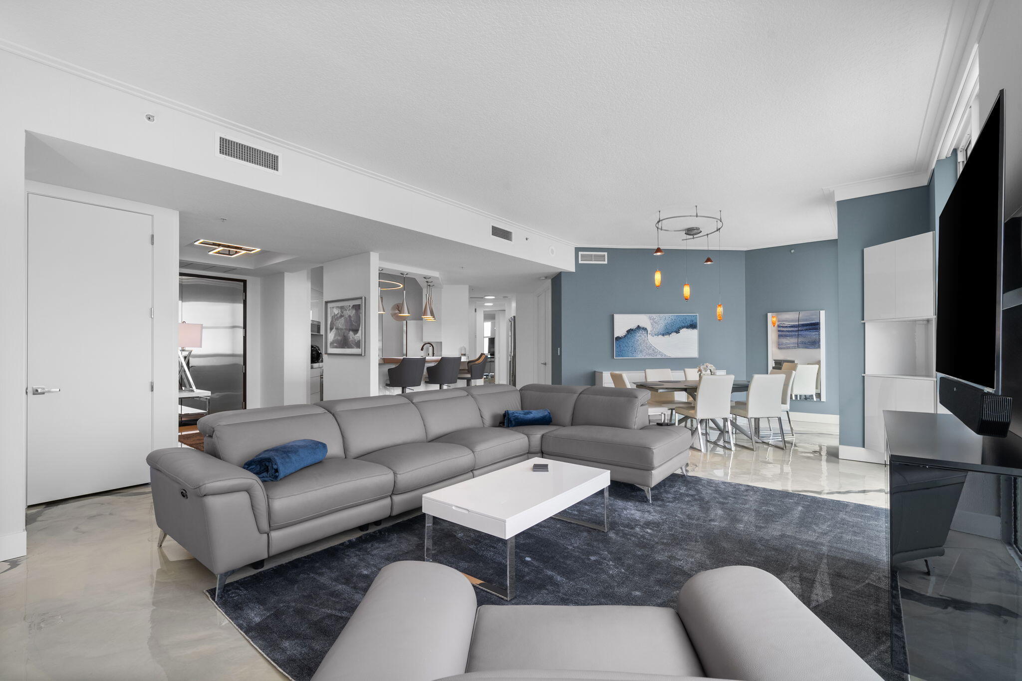 WATERGARDEN CONDO - Residential Lease