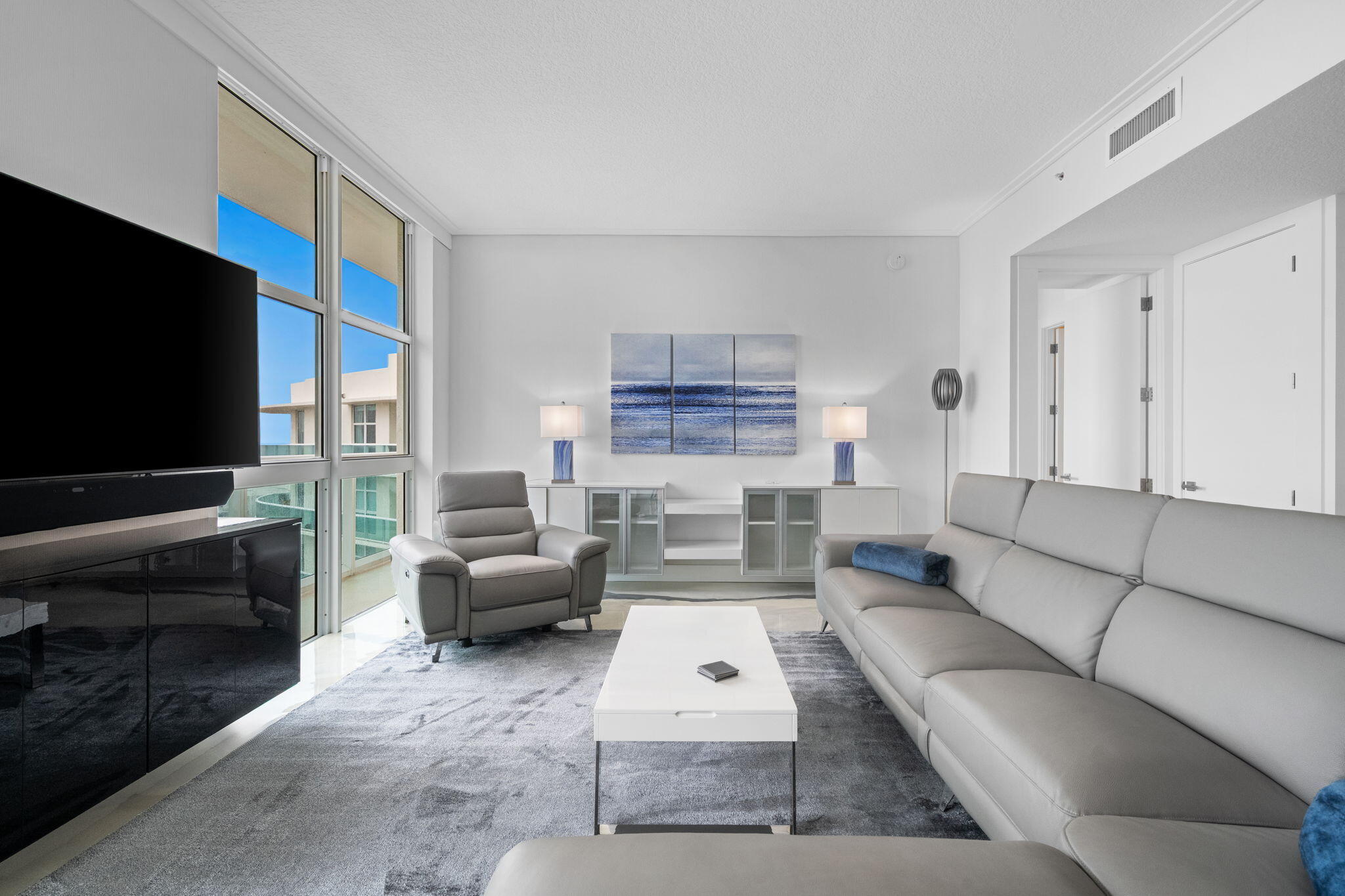 WATERGARDEN CONDO - Residential Lease