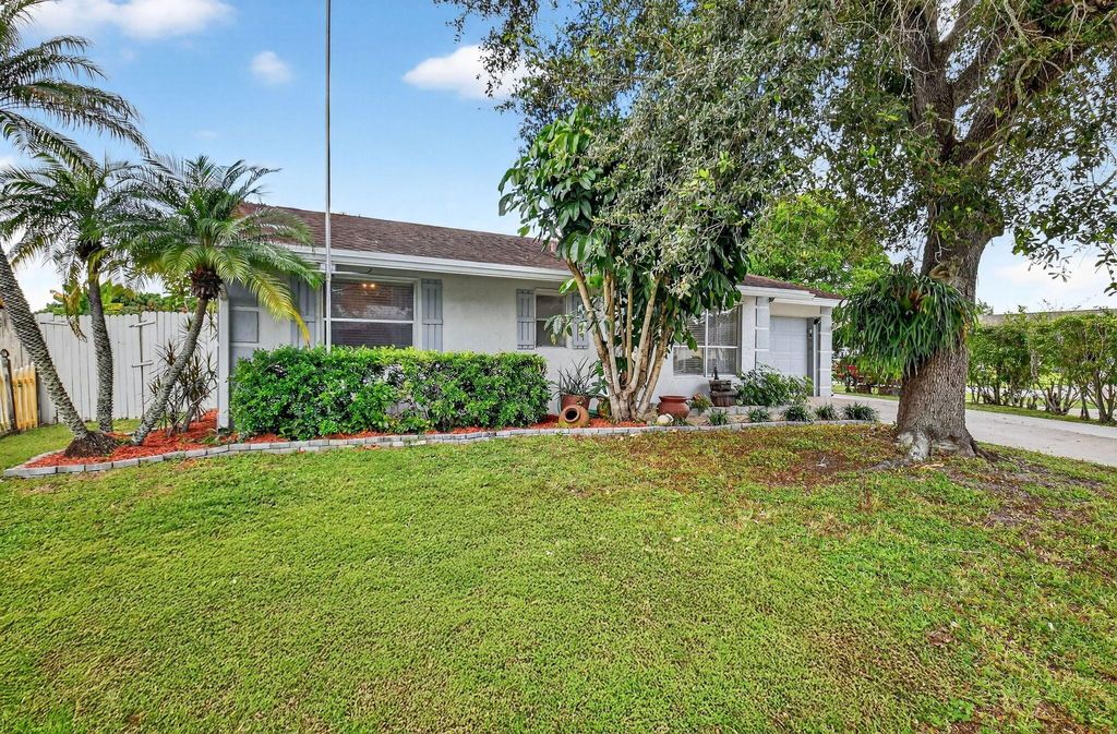 Photo of 6533 Athena Drive, Lake Worth, FL 33463 (MLS # R11132900)