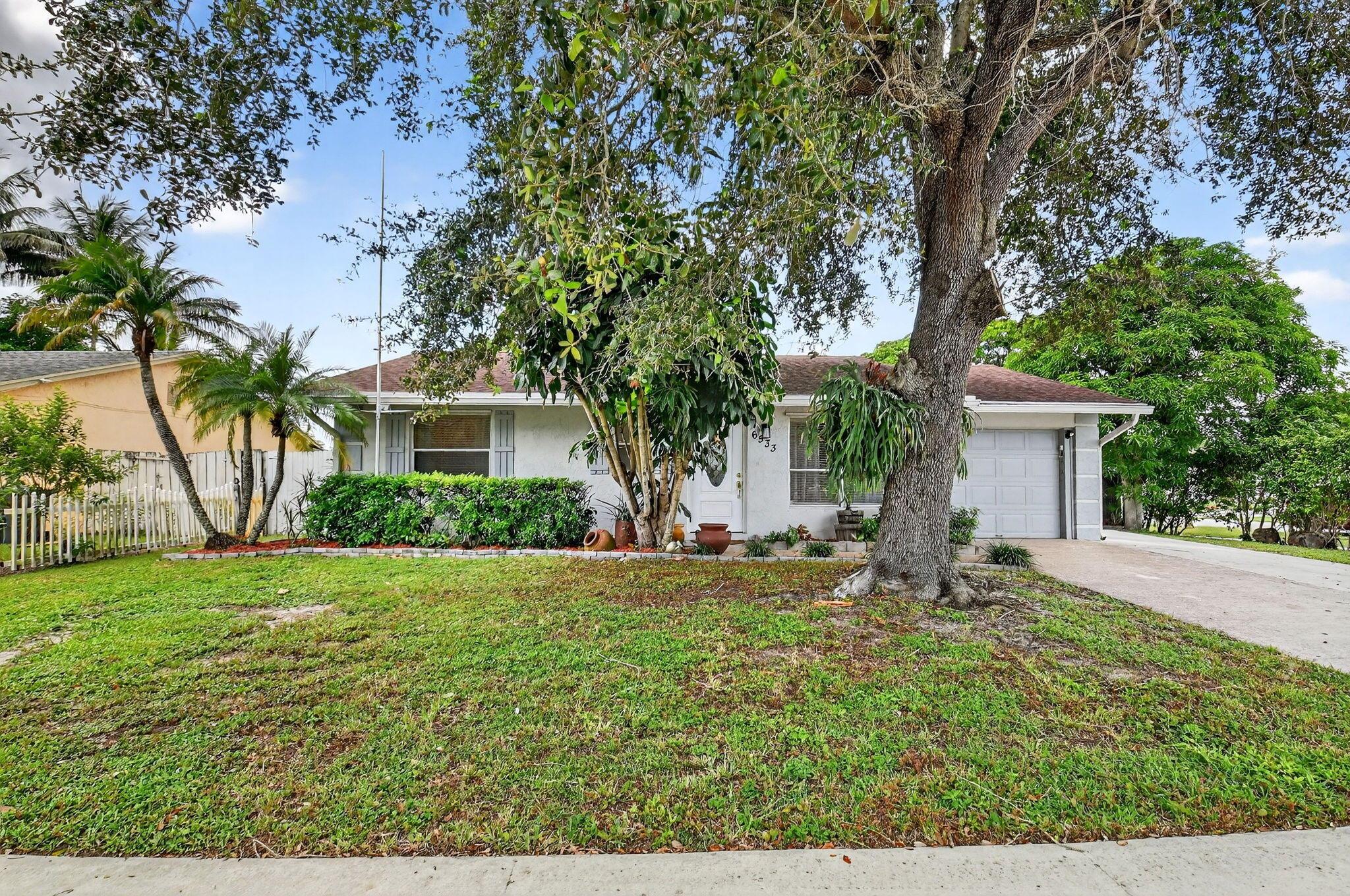 CONCEPT HOMES OF LANTANA - Residential