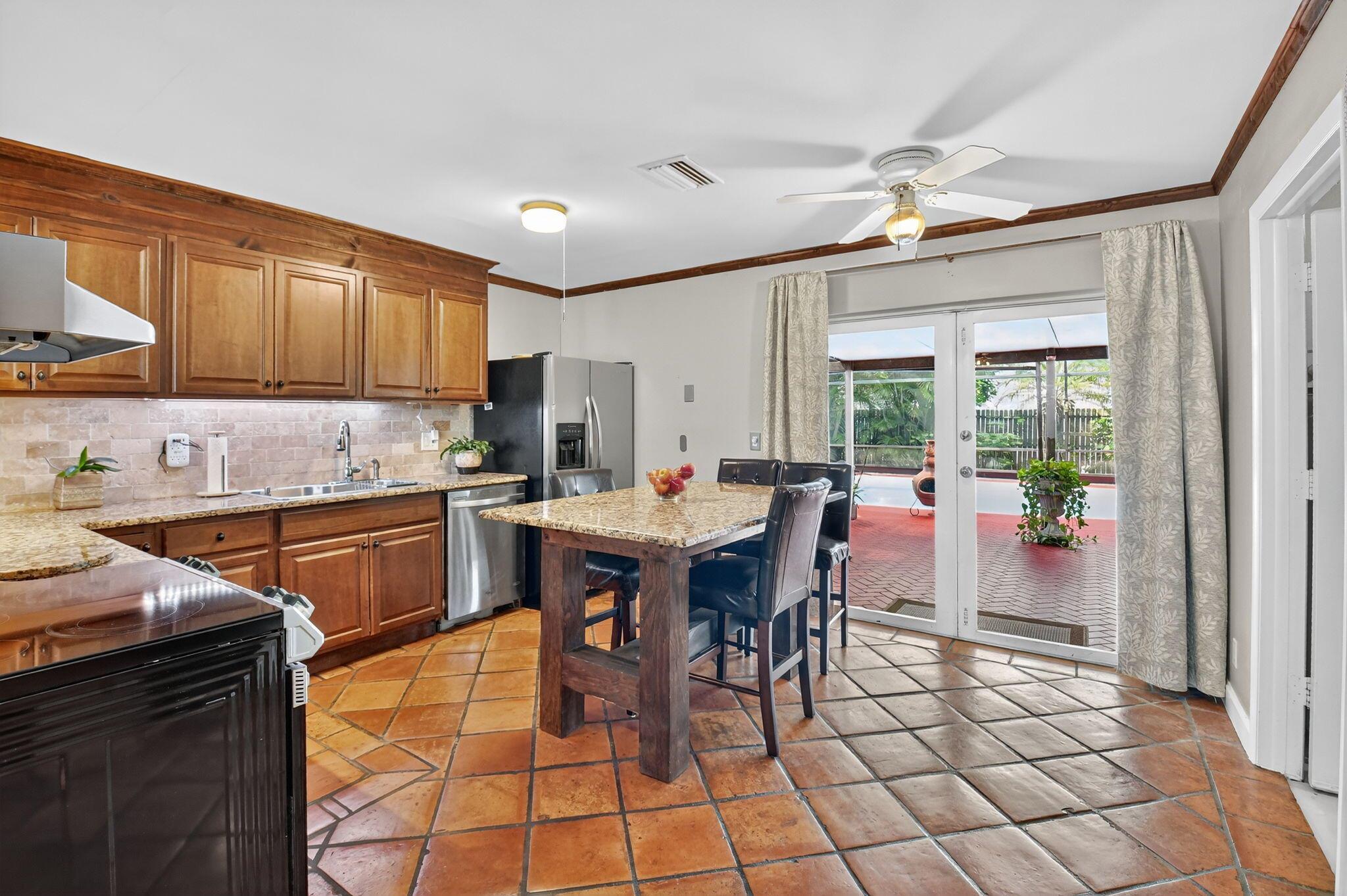 CONCEPT HOMES OF LANTANA - Residential