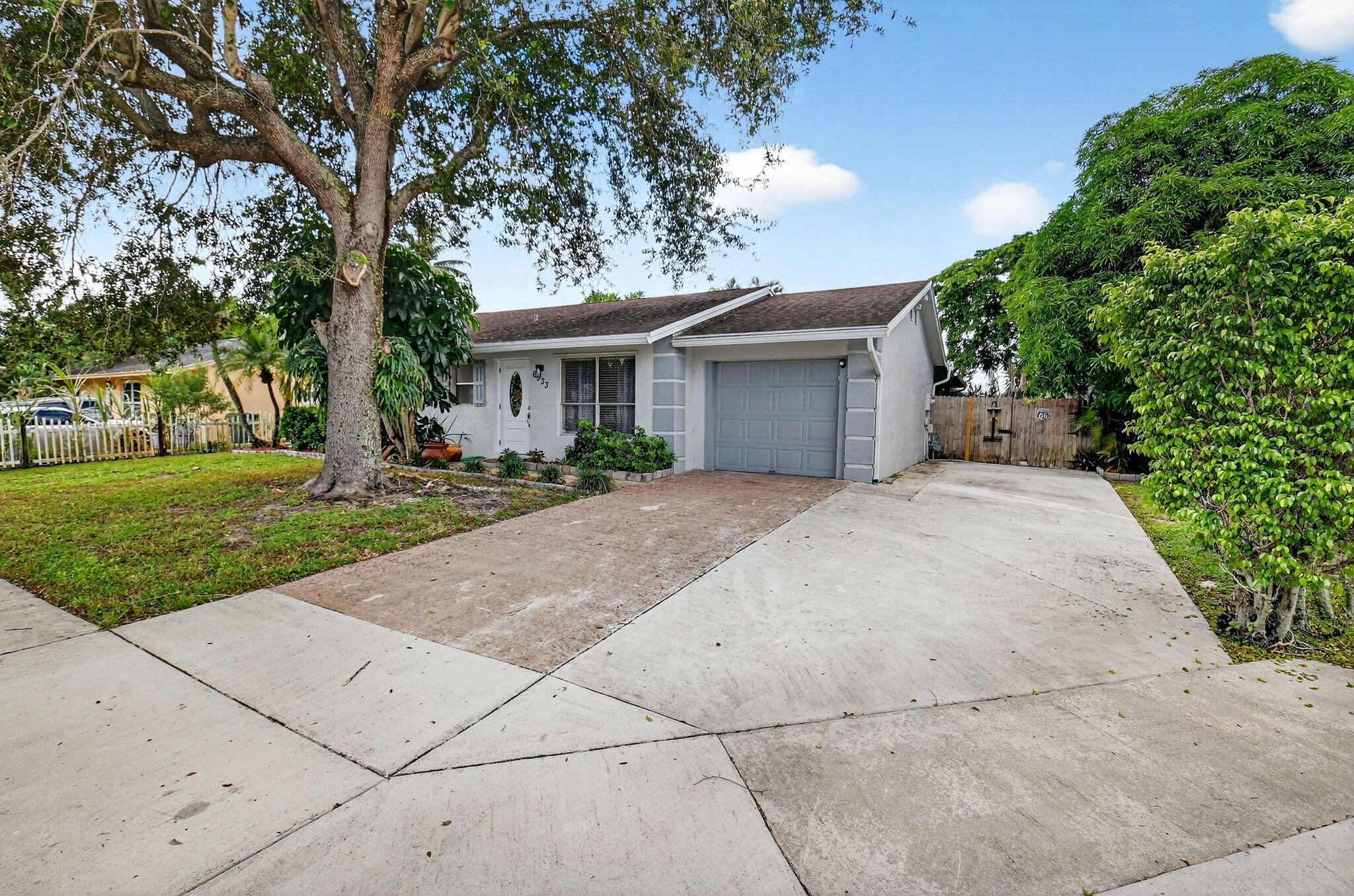 CONCEPT HOMES OF LANTANA - Residential