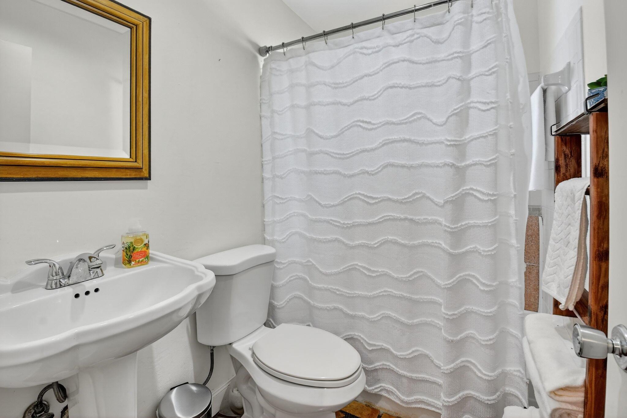 CONCEPT HOMES OF LANTANA - Residential