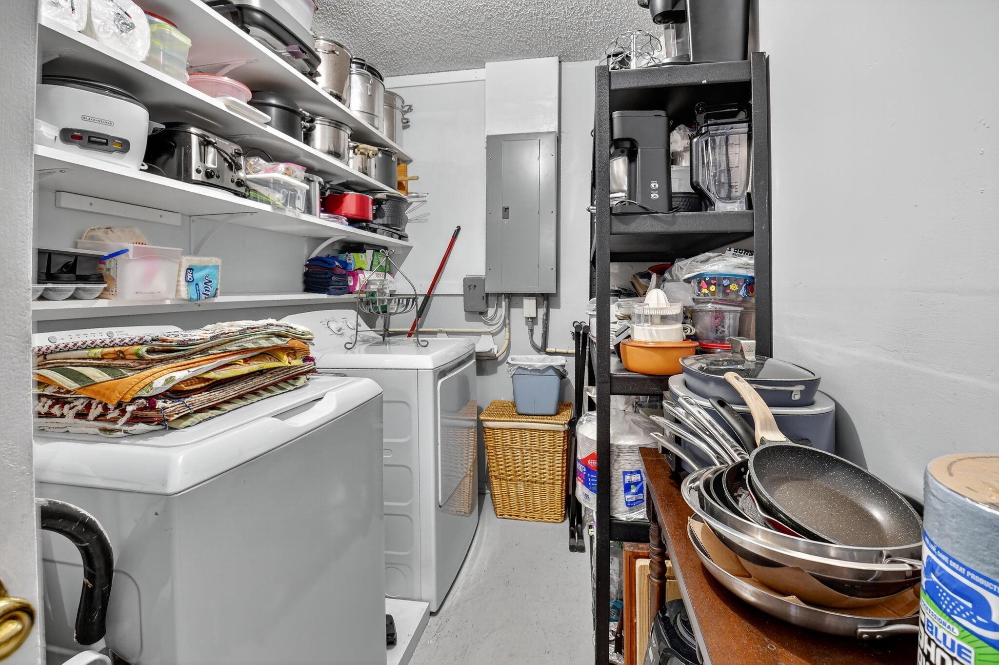 CONCEPT HOMES OF LANTANA - Residential