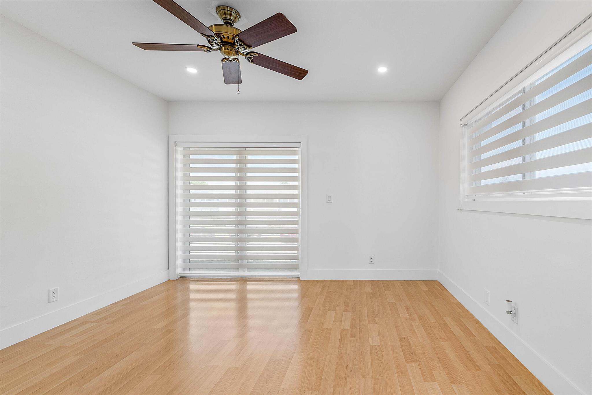 SALISBURY CONDOS - Residential Lease