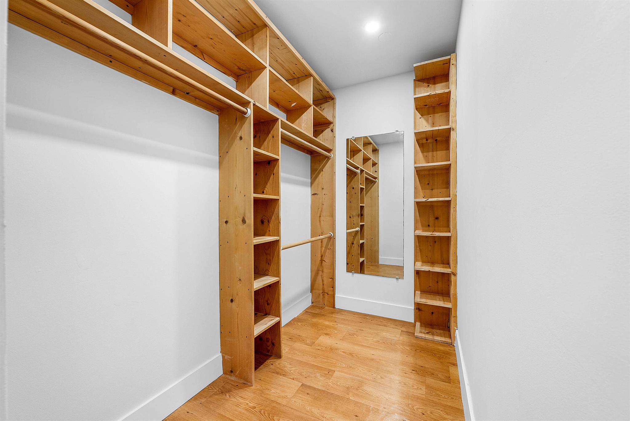 SALISBURY CONDOS - Residential Lease