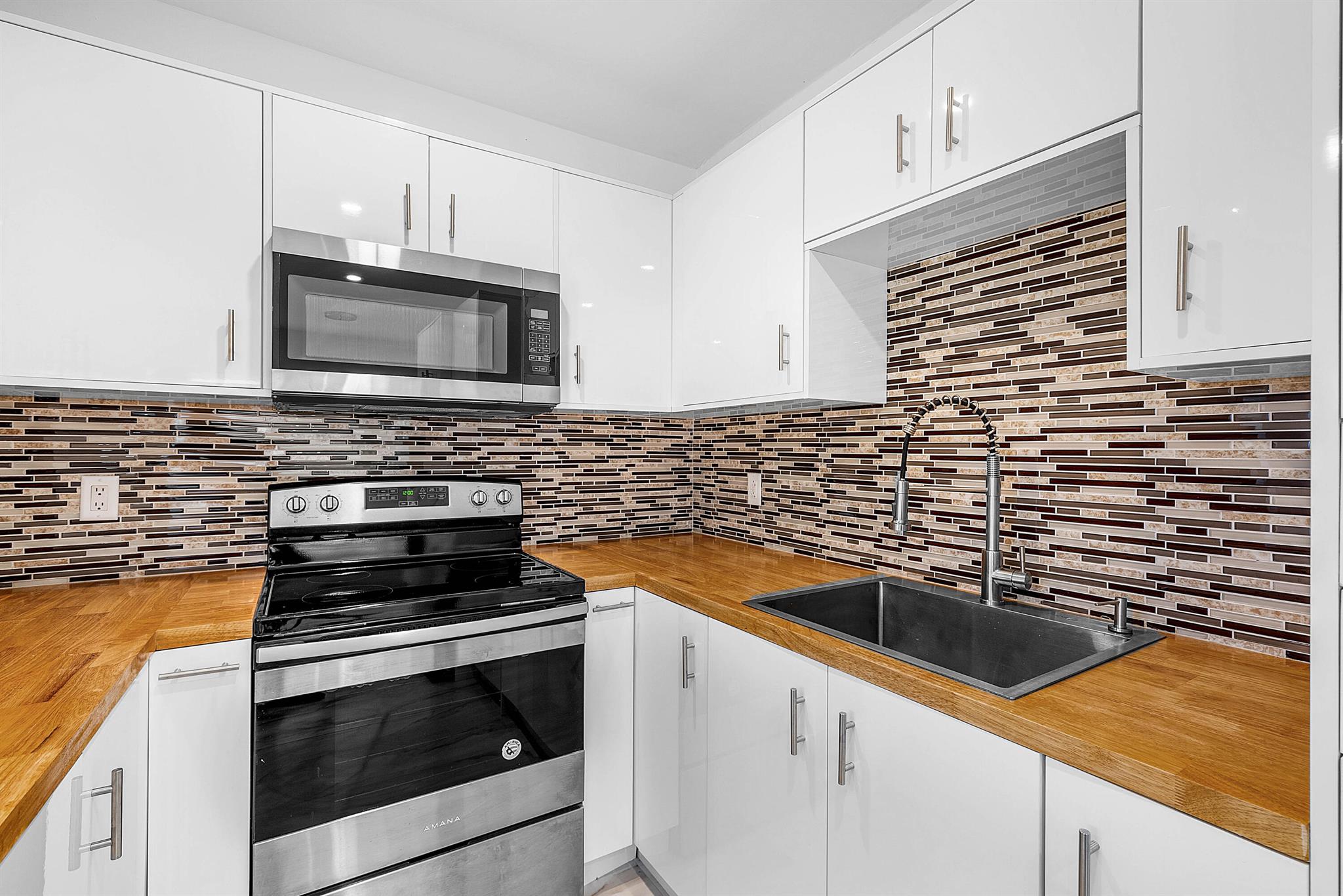 SALISBURY CONDOS - Residential Lease