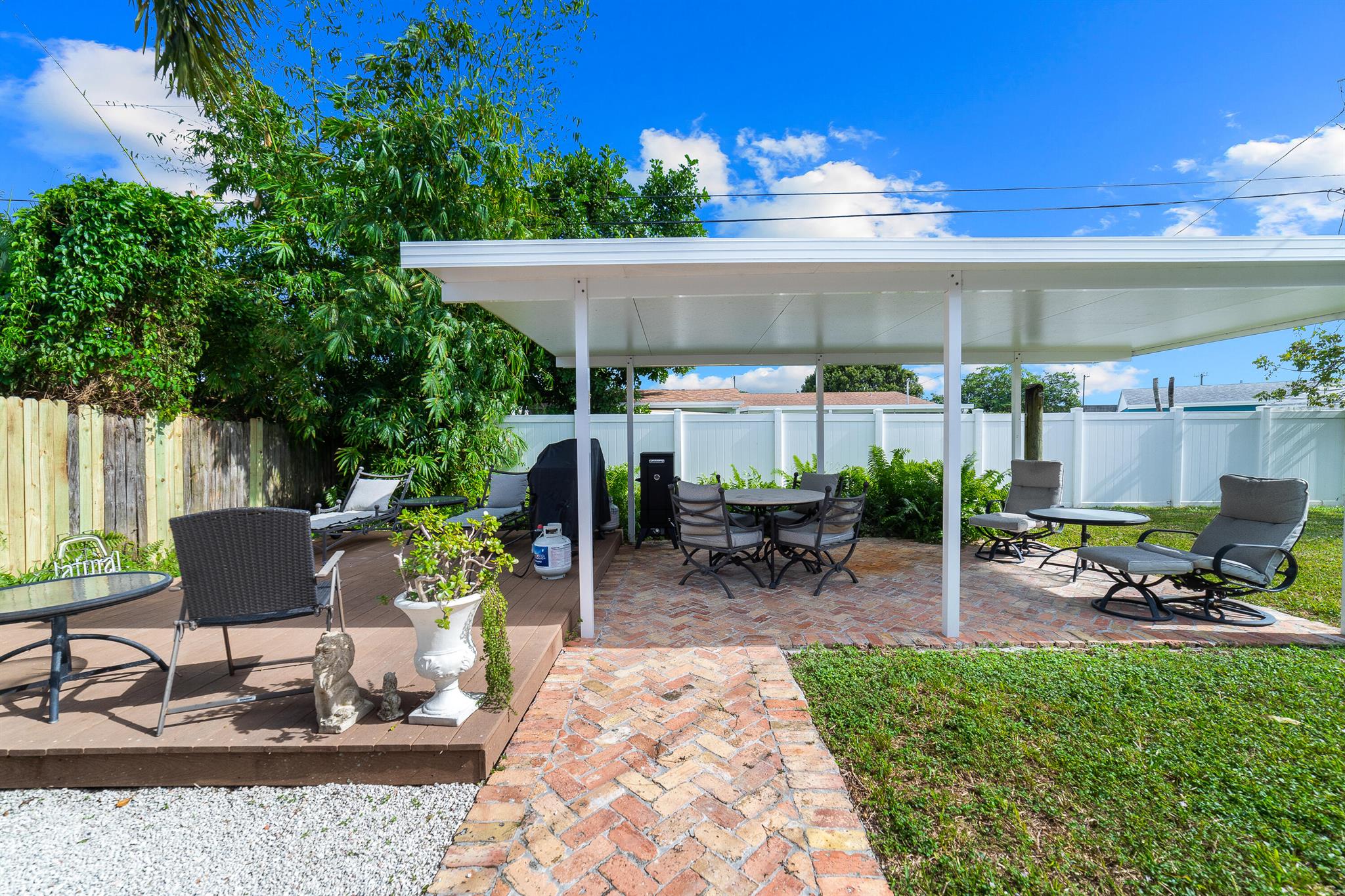 PALM BEACH SQUARE UNIT 1 - Residential