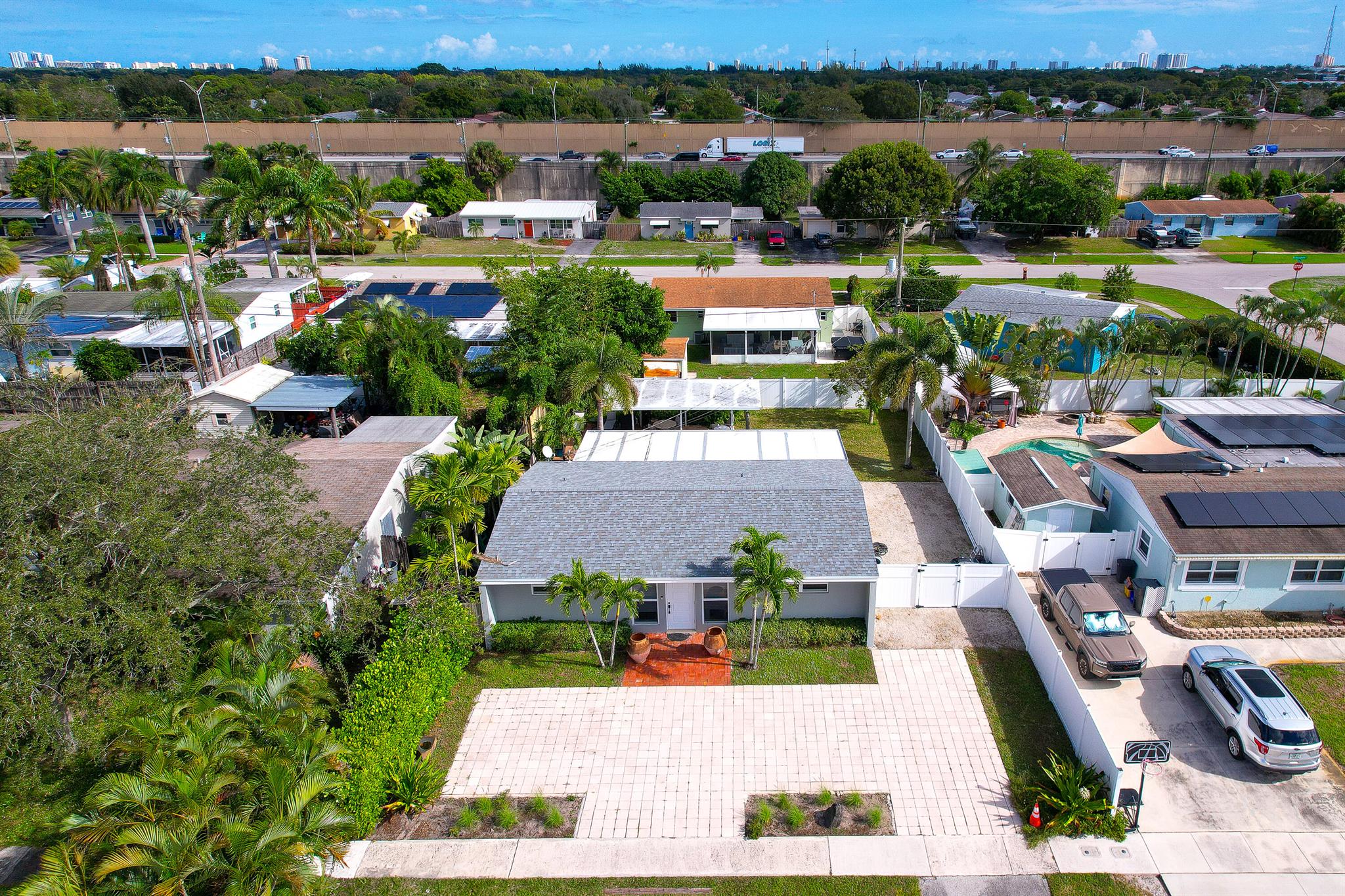 PALM BEACH SQUARE UNIT 1 - Residential