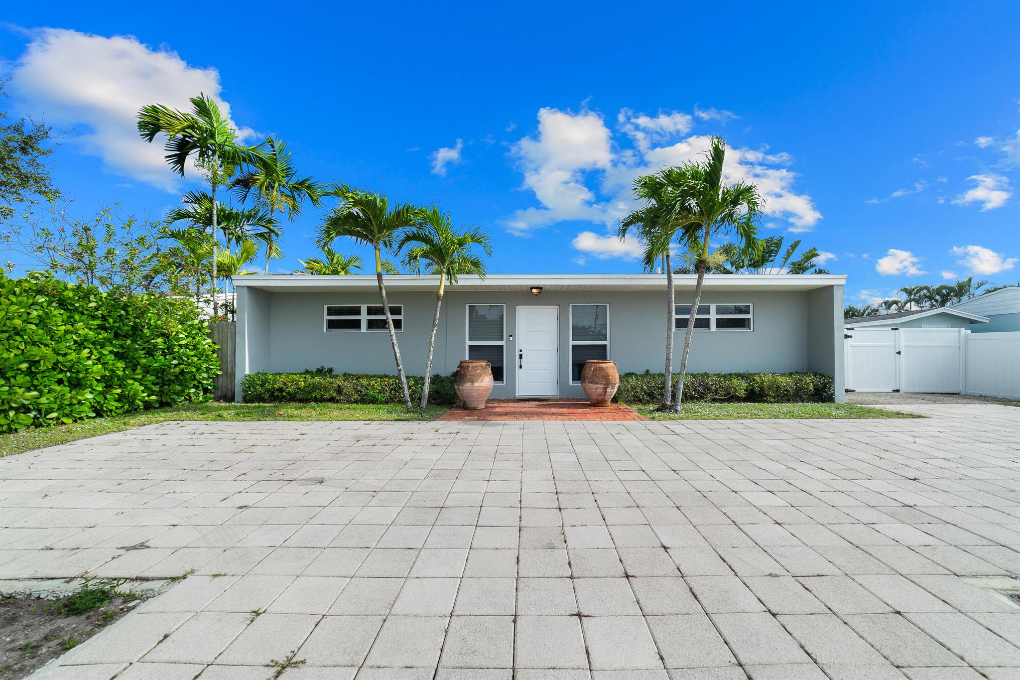 PALM BEACH SQUARE UNIT 1 - Residential