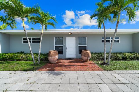 Photo of 9356 Bloomfield Drive, Palm Beach Gardens, FL 33410 (MLS # R11145433)