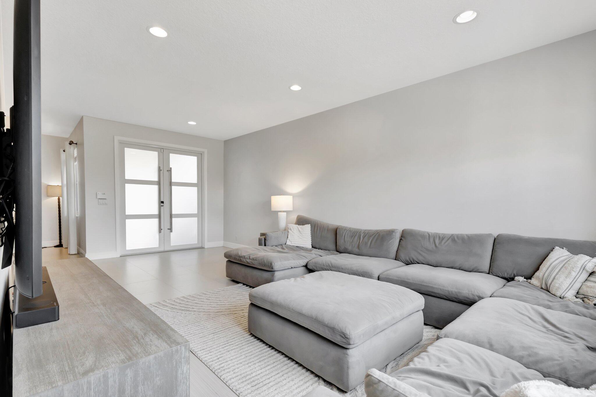 8092 Viale Matera