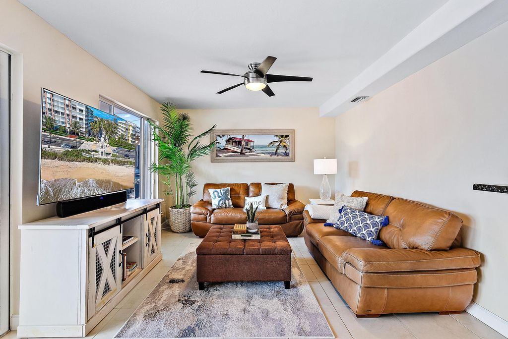 Photo of 445 Riverside Drive, Palm Beach Gardens, FL 33410 (MLS # R10956651)