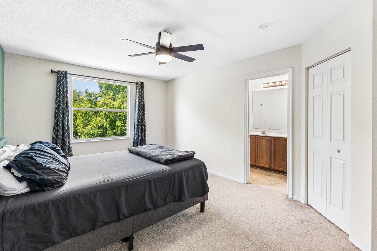 LEXINGTON LAKES - Residential