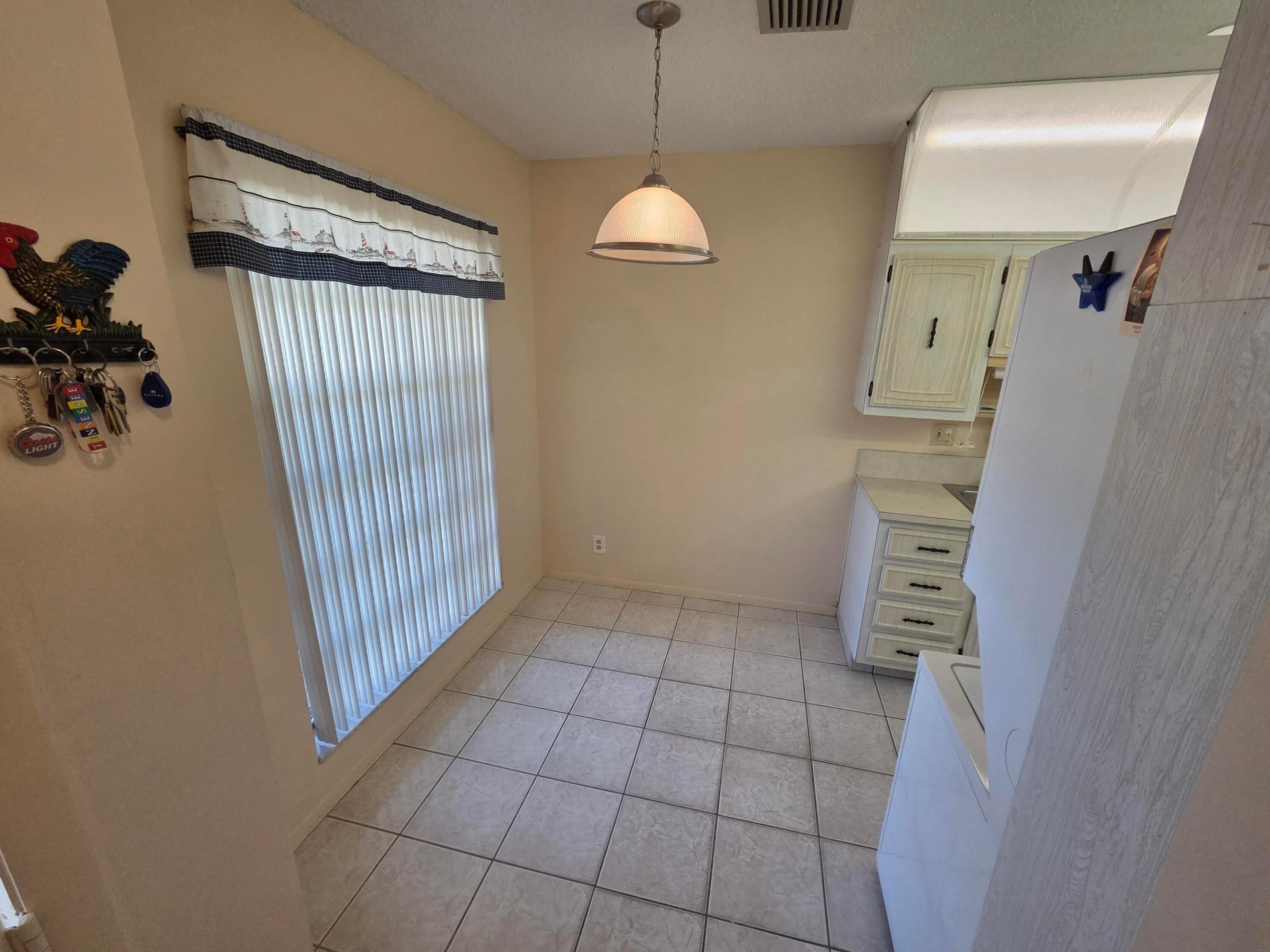 8590 CHEVY CHASE Drive 130