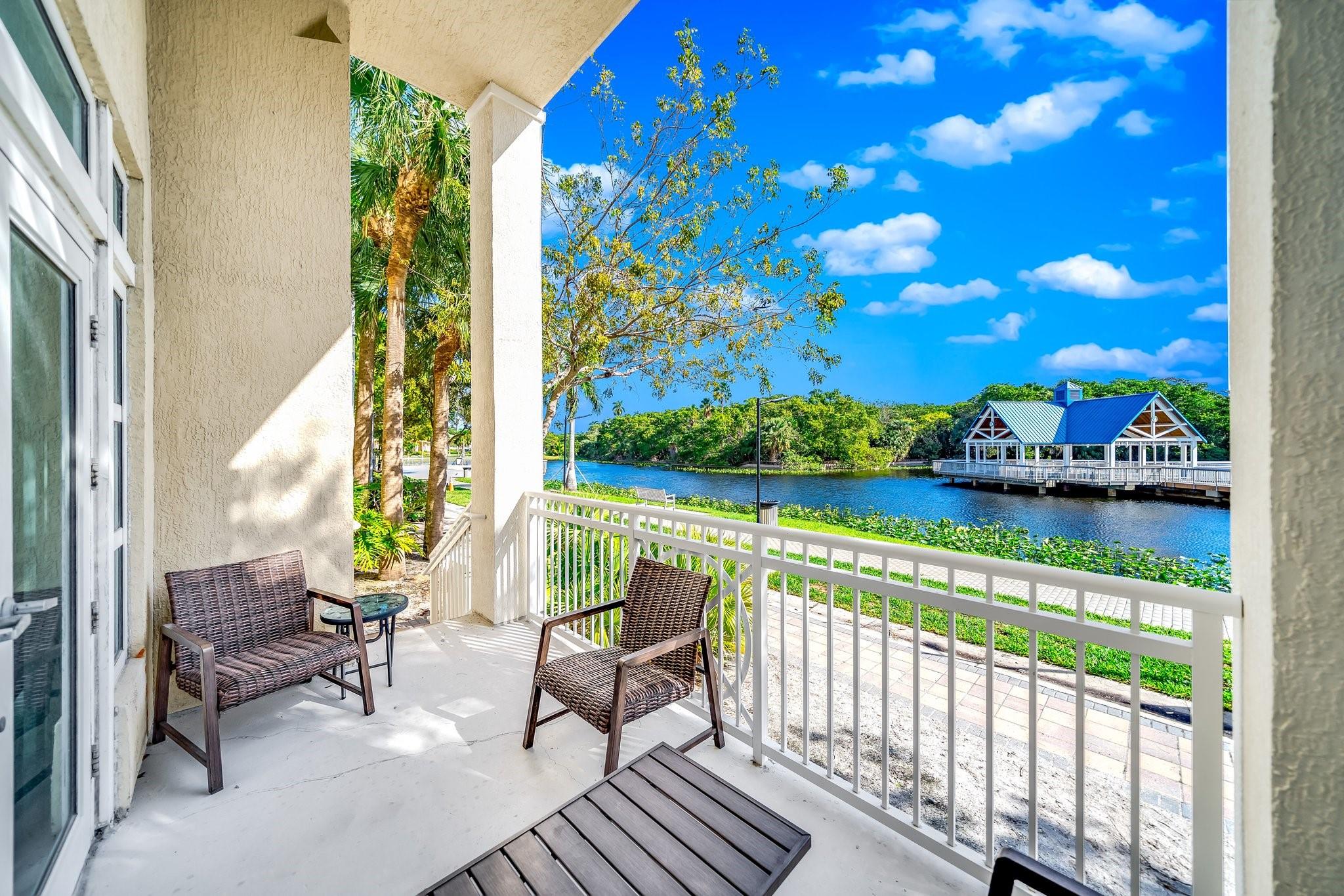 View photos, virtual tours, details... 350 N Federal Hwy 101