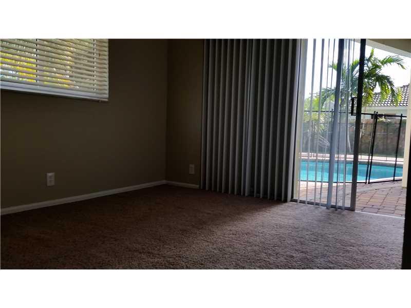 BOCA RATON SQUARE UNIT 1 - Residential Lease