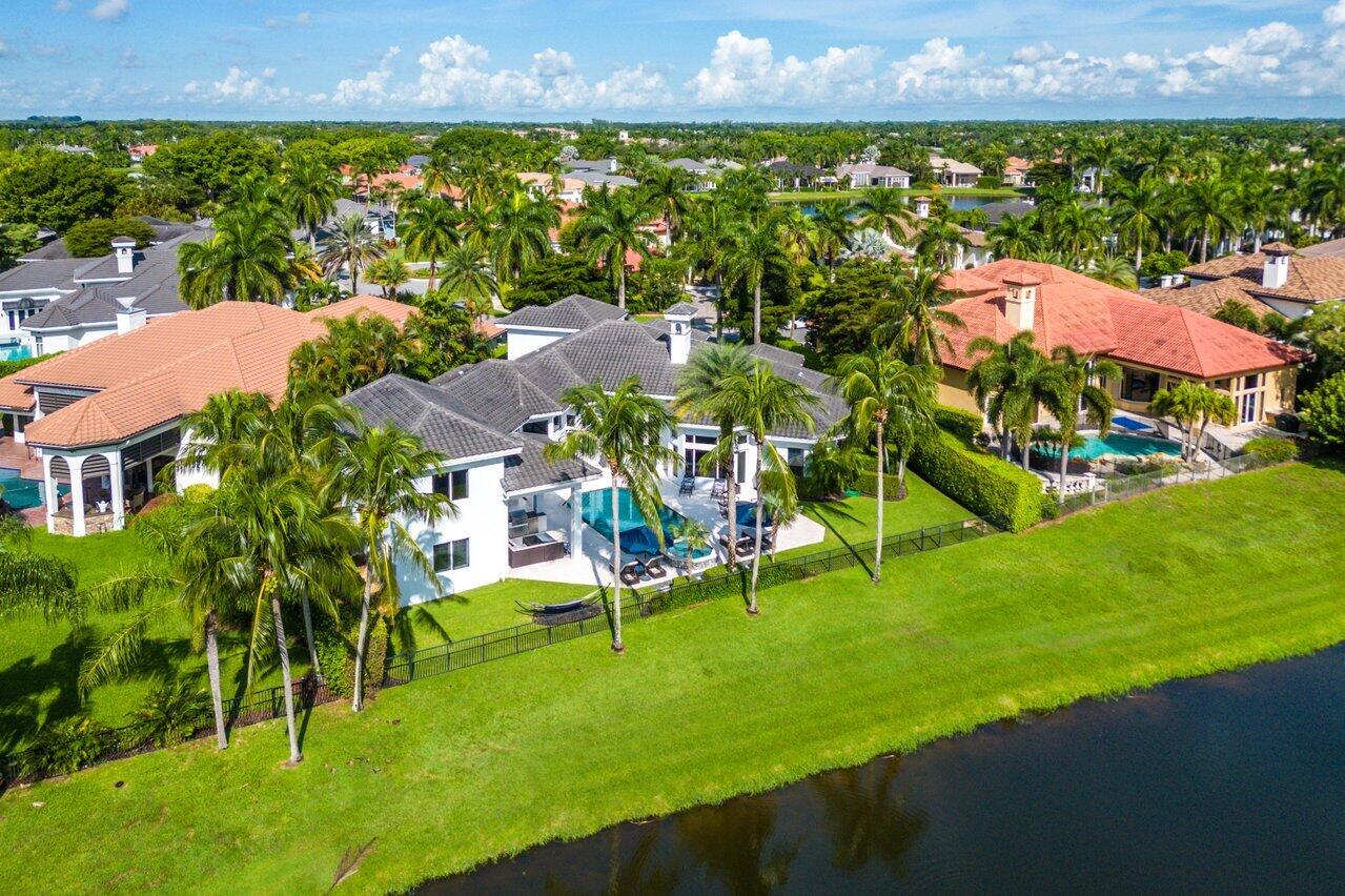 WINDSOR BAY - Residential