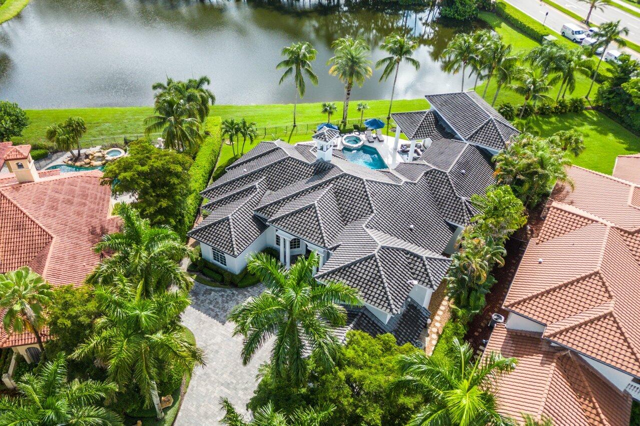 WINDSOR BAY - Residential