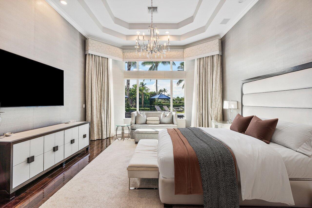 WINDSOR BAY - Residential