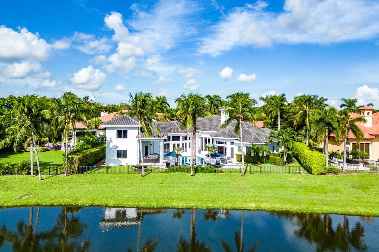 WINDSOR BAY - Residential