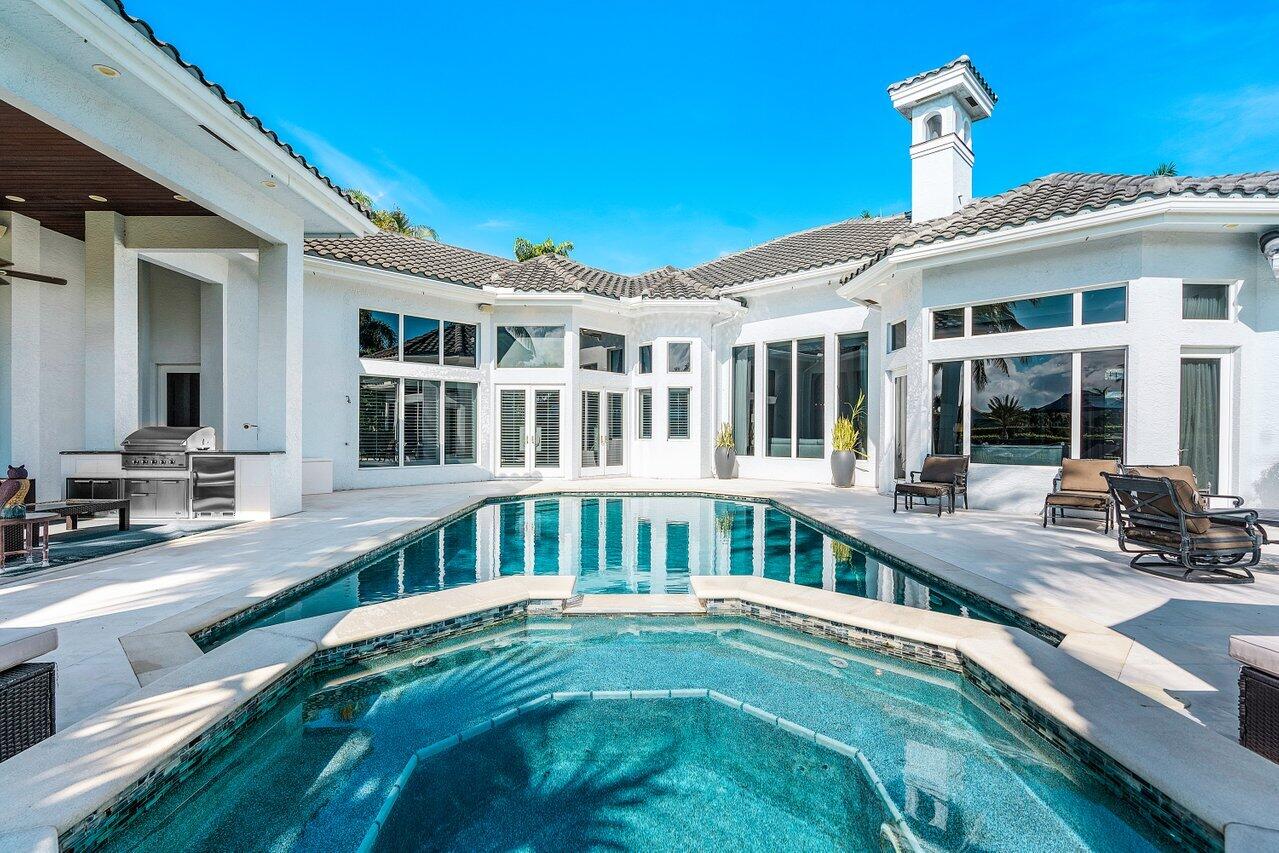 WINDSOR BAY - Residential