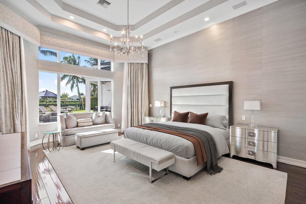 WINDSOR BAY - Residential