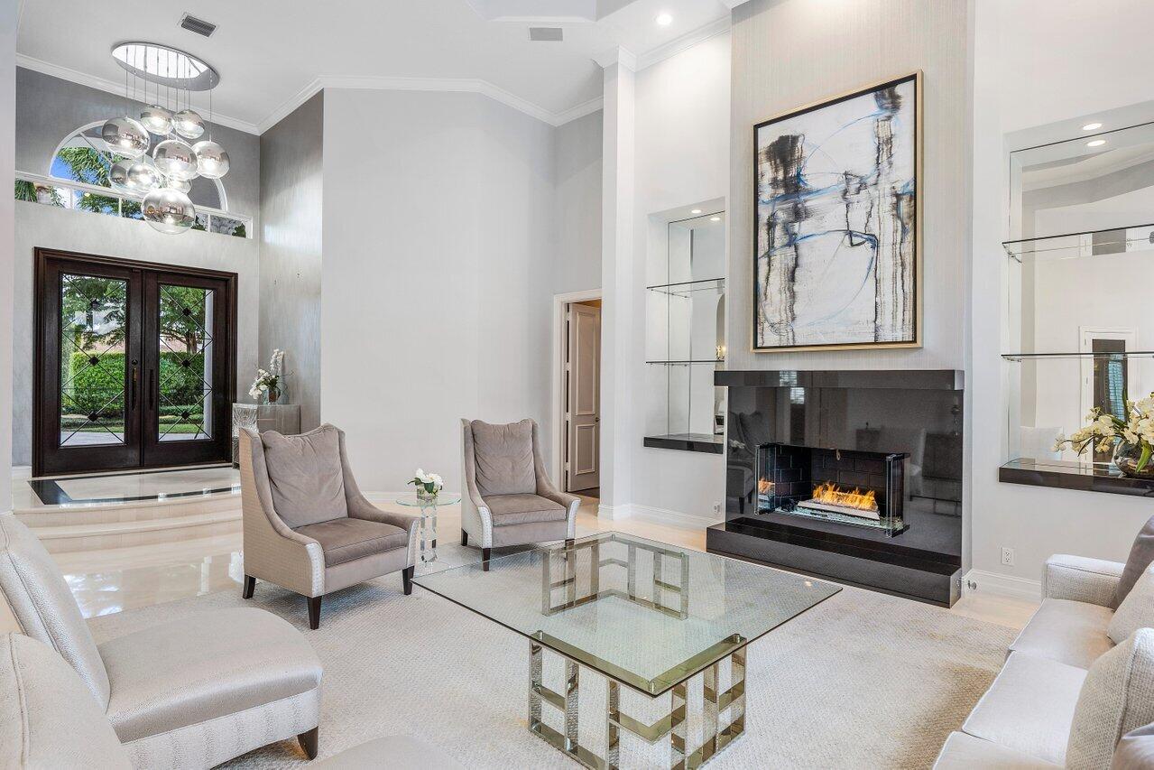 WINDSOR BAY - Residential