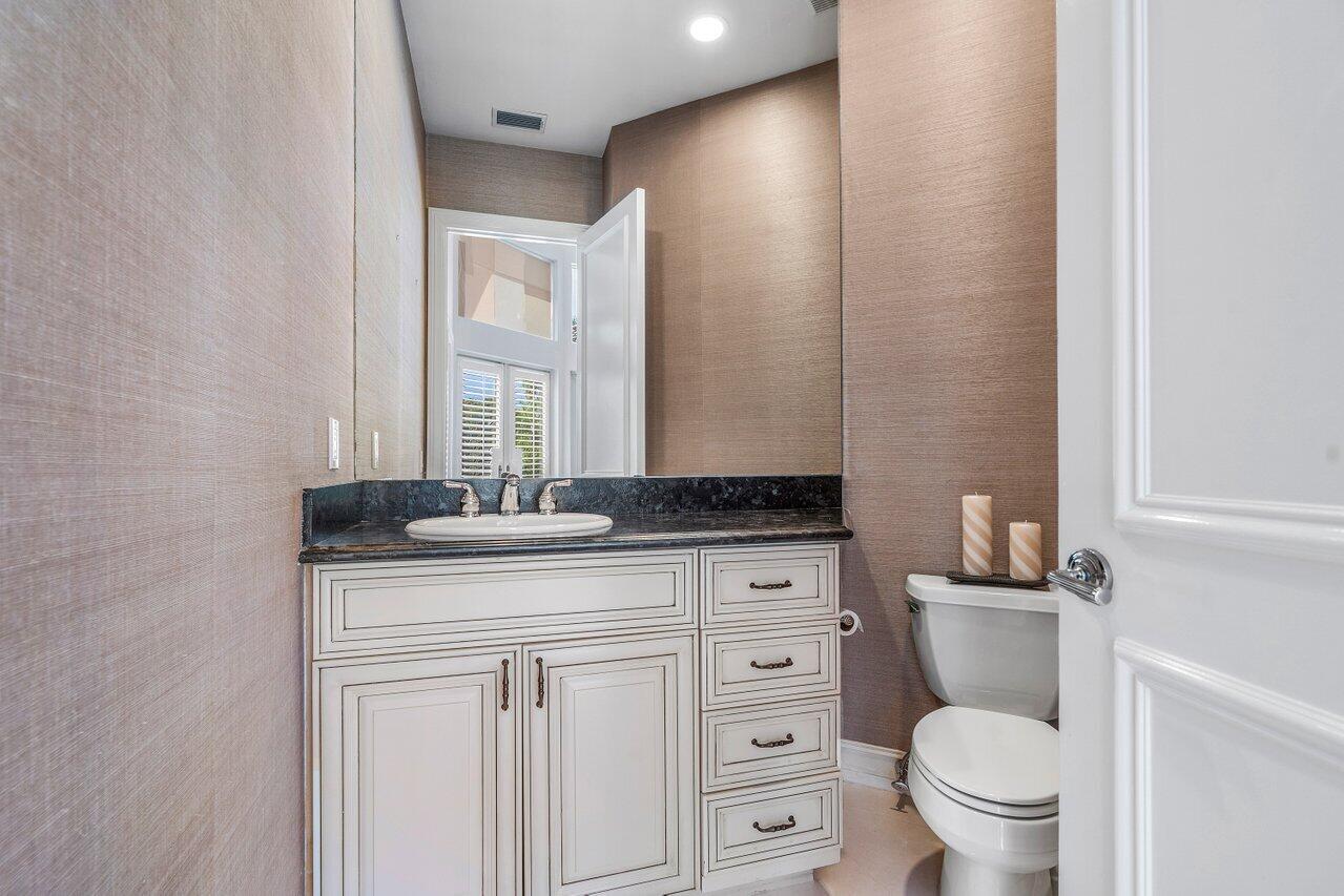 WINDSOR BAY - Residential