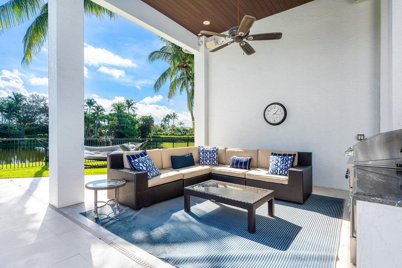 WINDSOR BAY - Residential