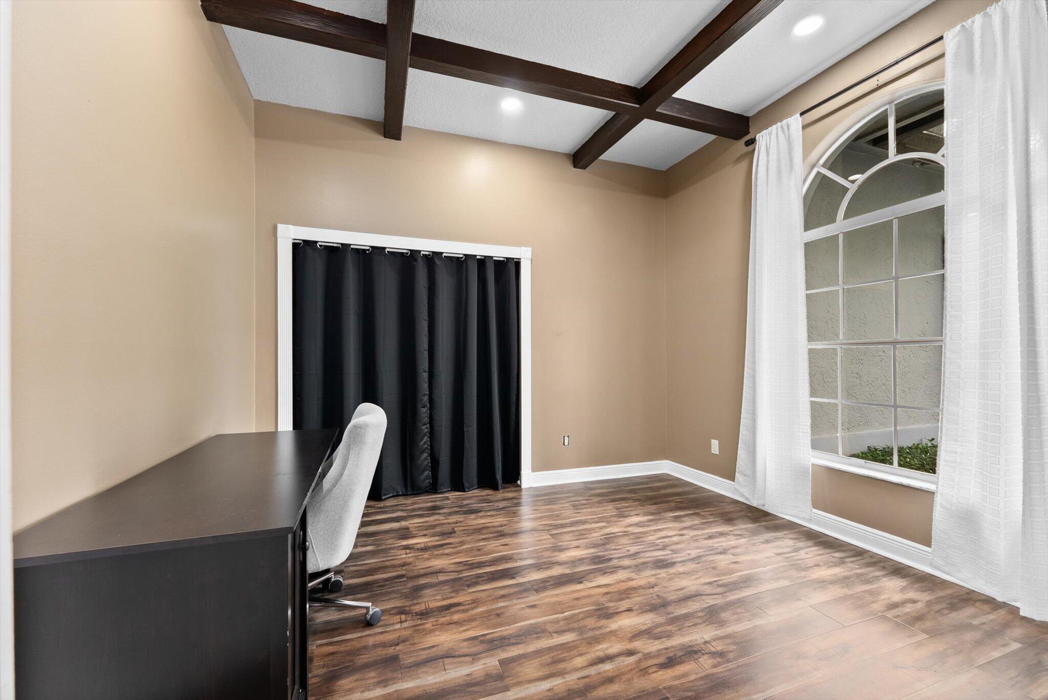 GREENVIEW SHORES 2 OF WEL - Residential