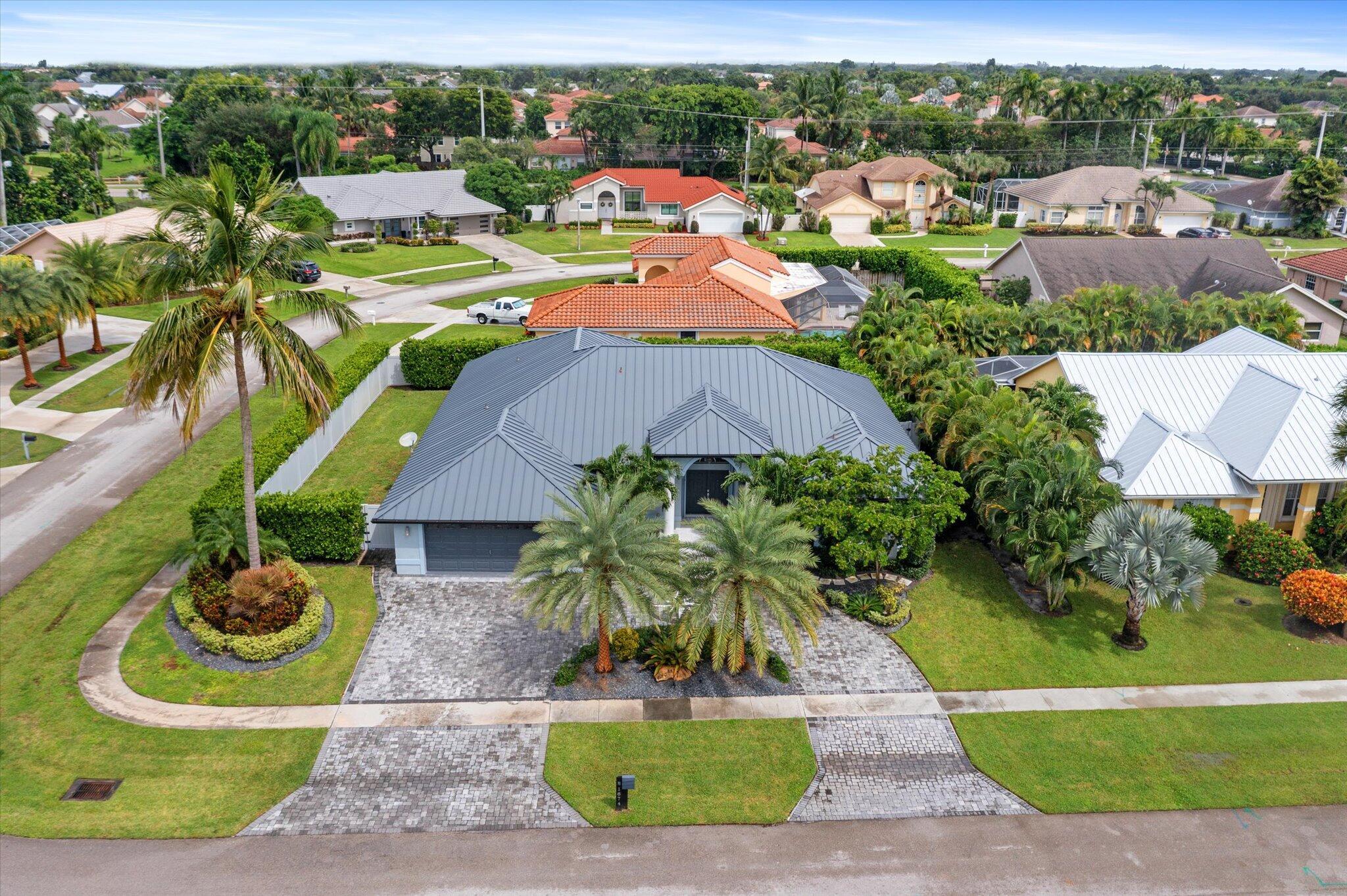 GREENVIEW SHORES 2 OF WEL - Residential