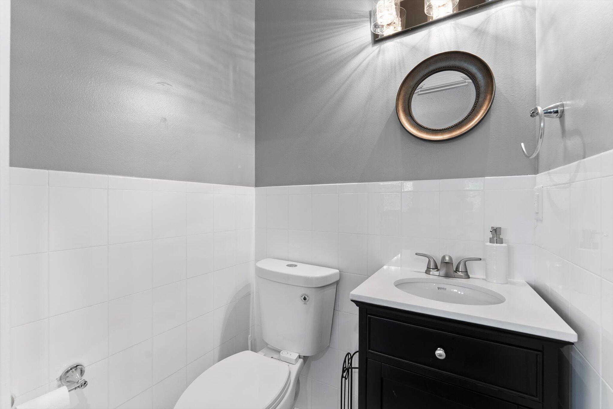 GREENVIEW SHORES 2 OF WEL - Residential