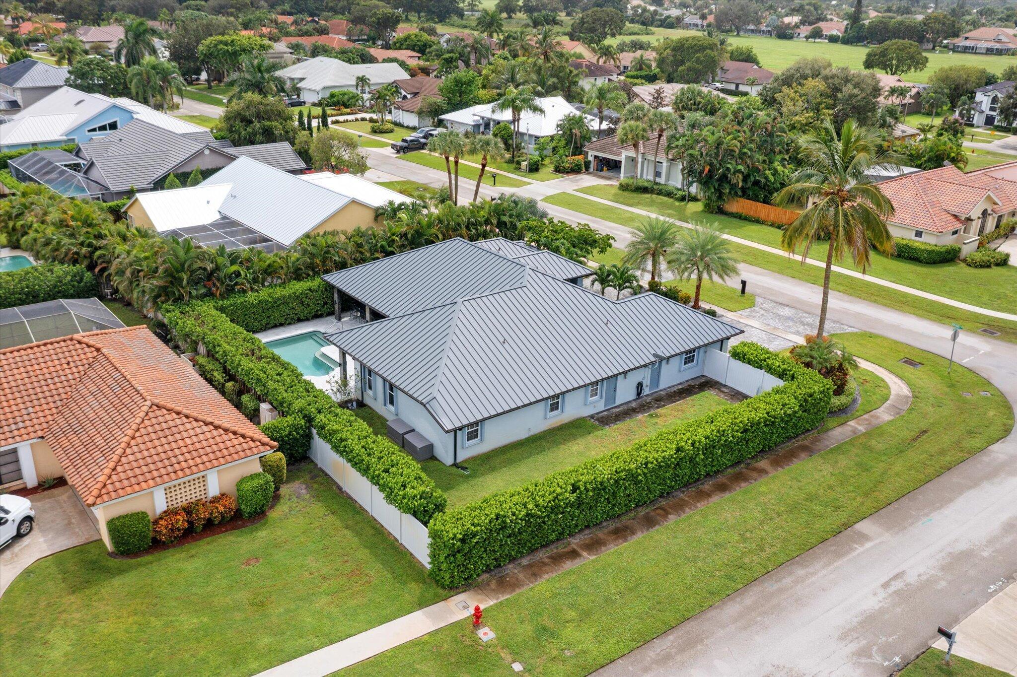 GREENVIEW SHORES 2 OF WEL - Residential
