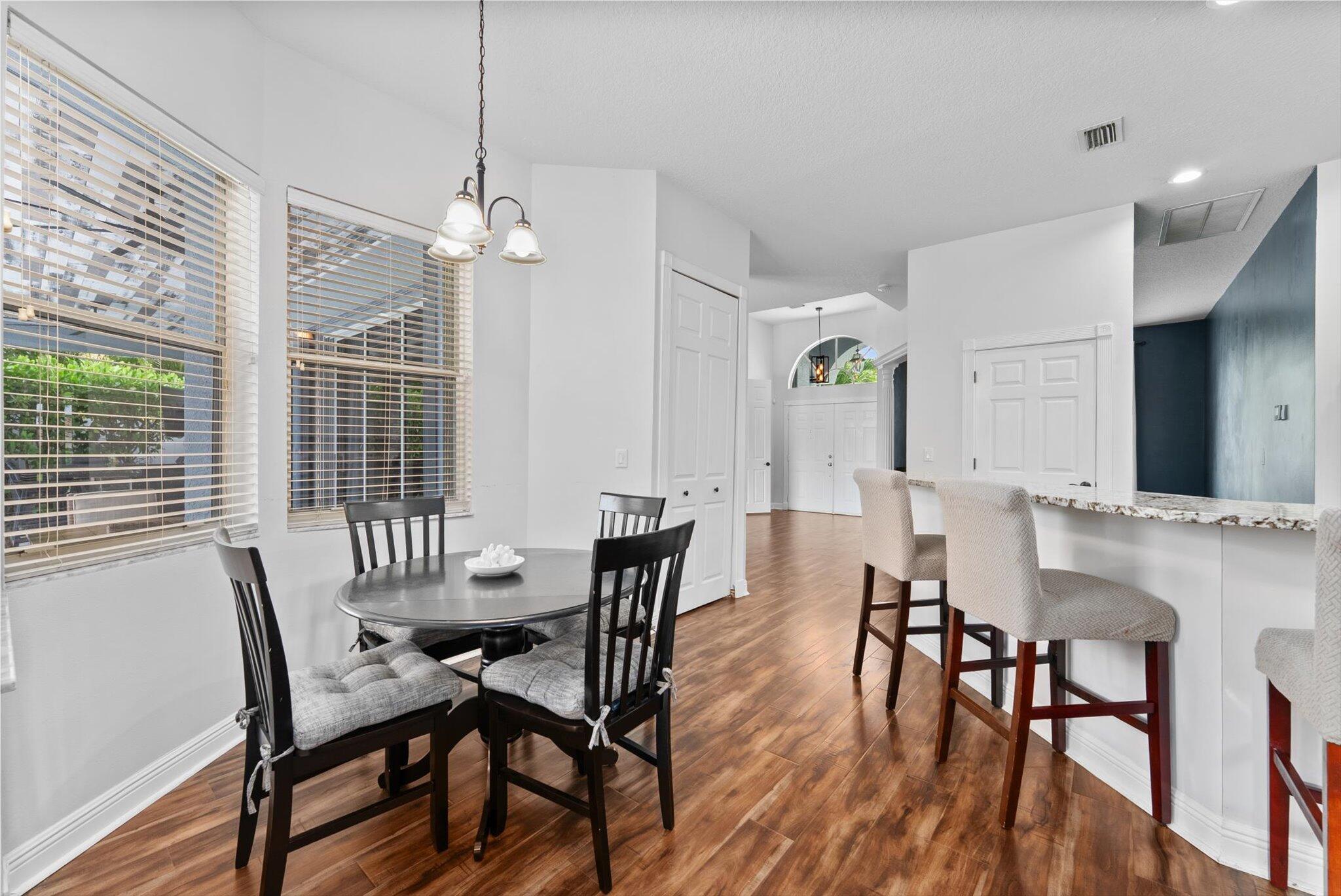 GREENVIEW SHORES 2 OF WEL - Residential