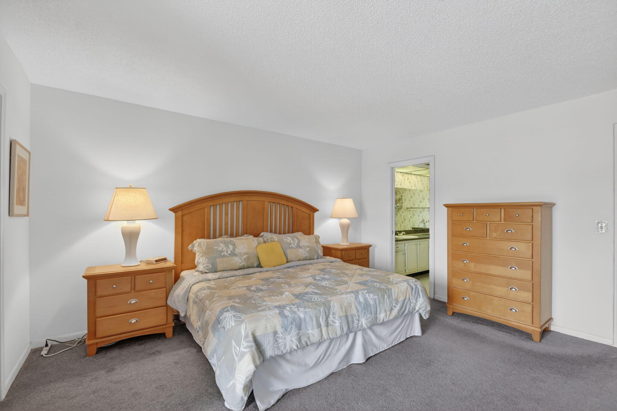 WELLINGTON CONDOS - Residential