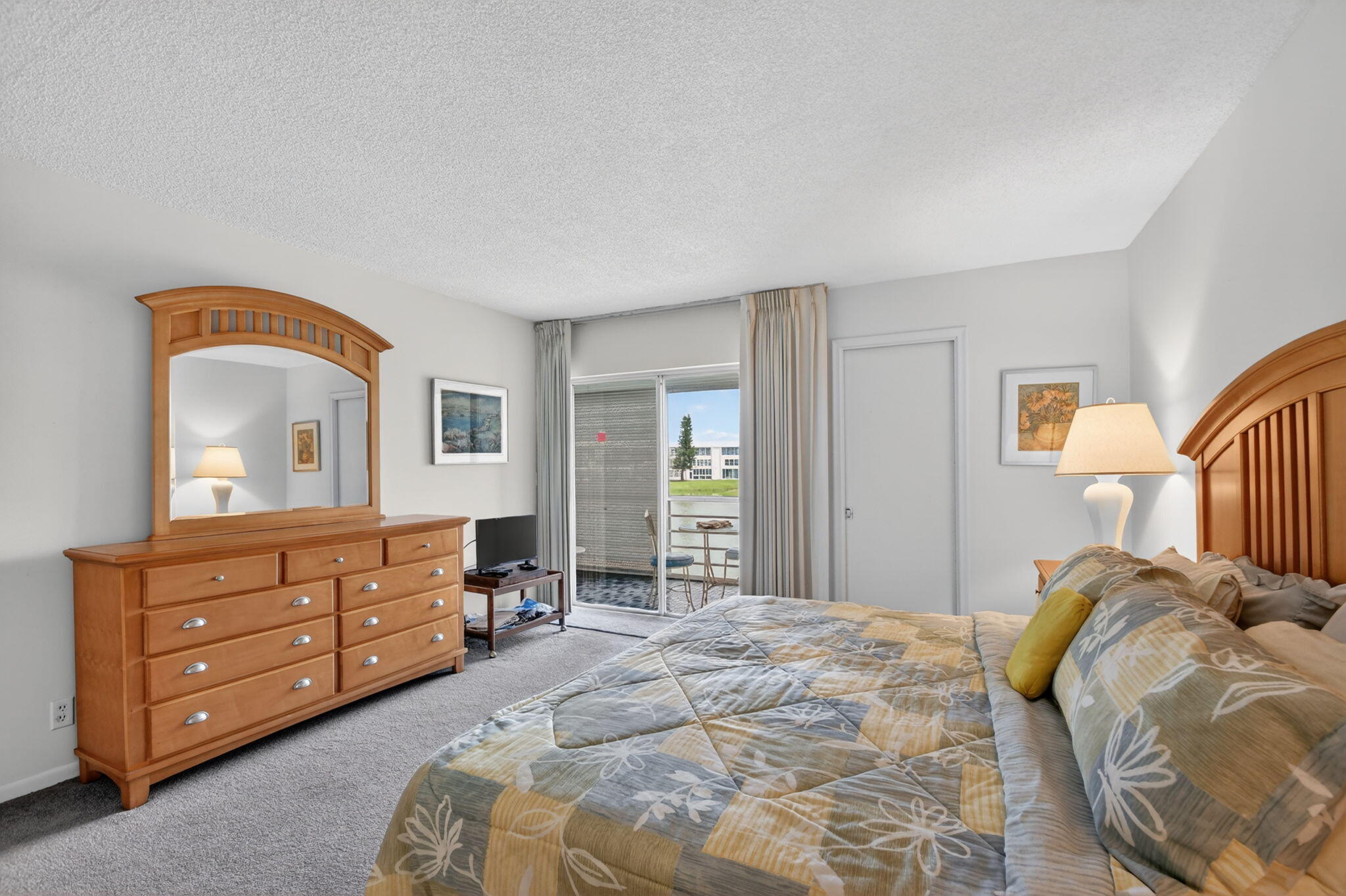 WELLINGTON CONDOS - Residential