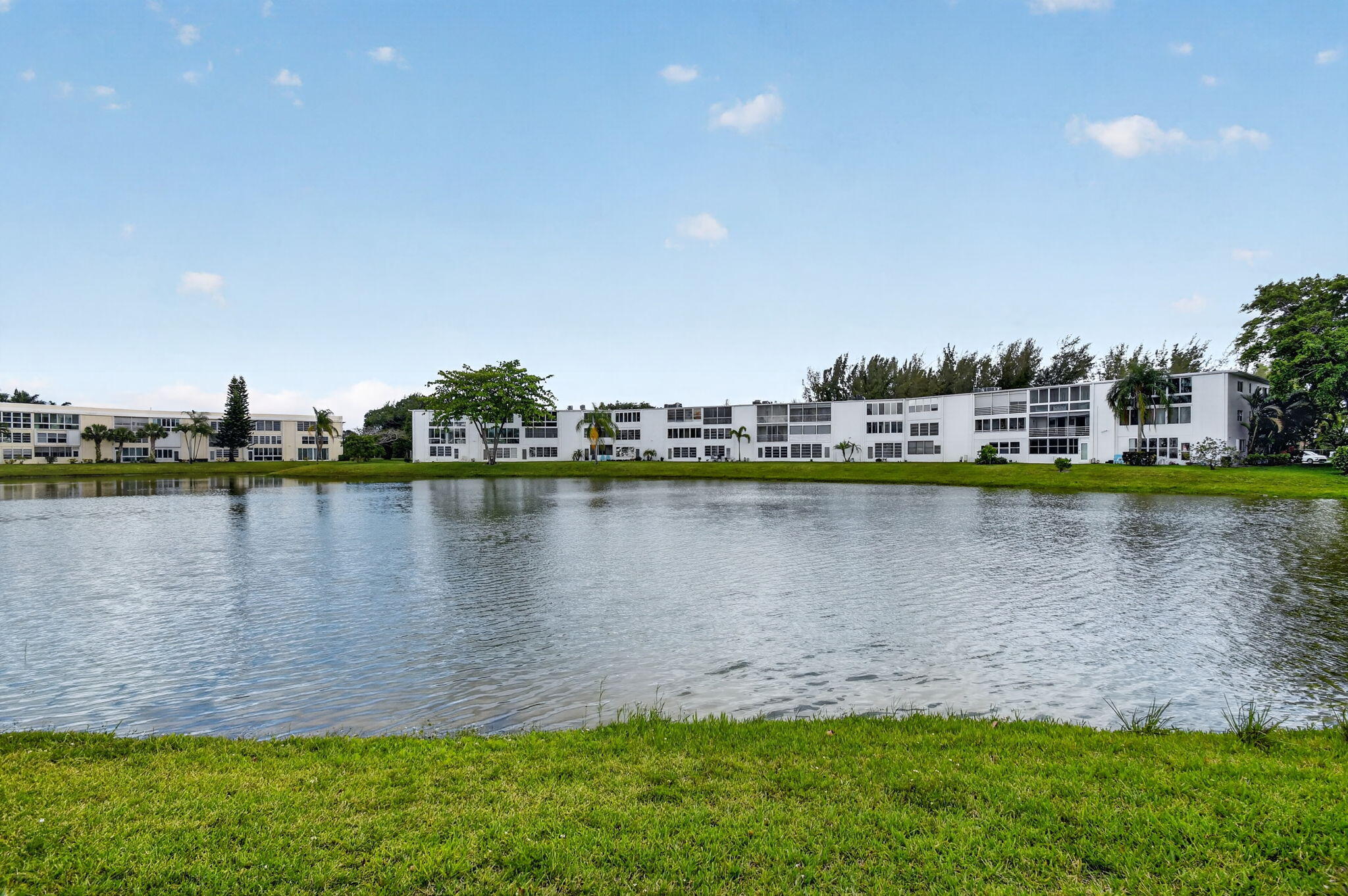 WELLINGTON CONDOS - Residential