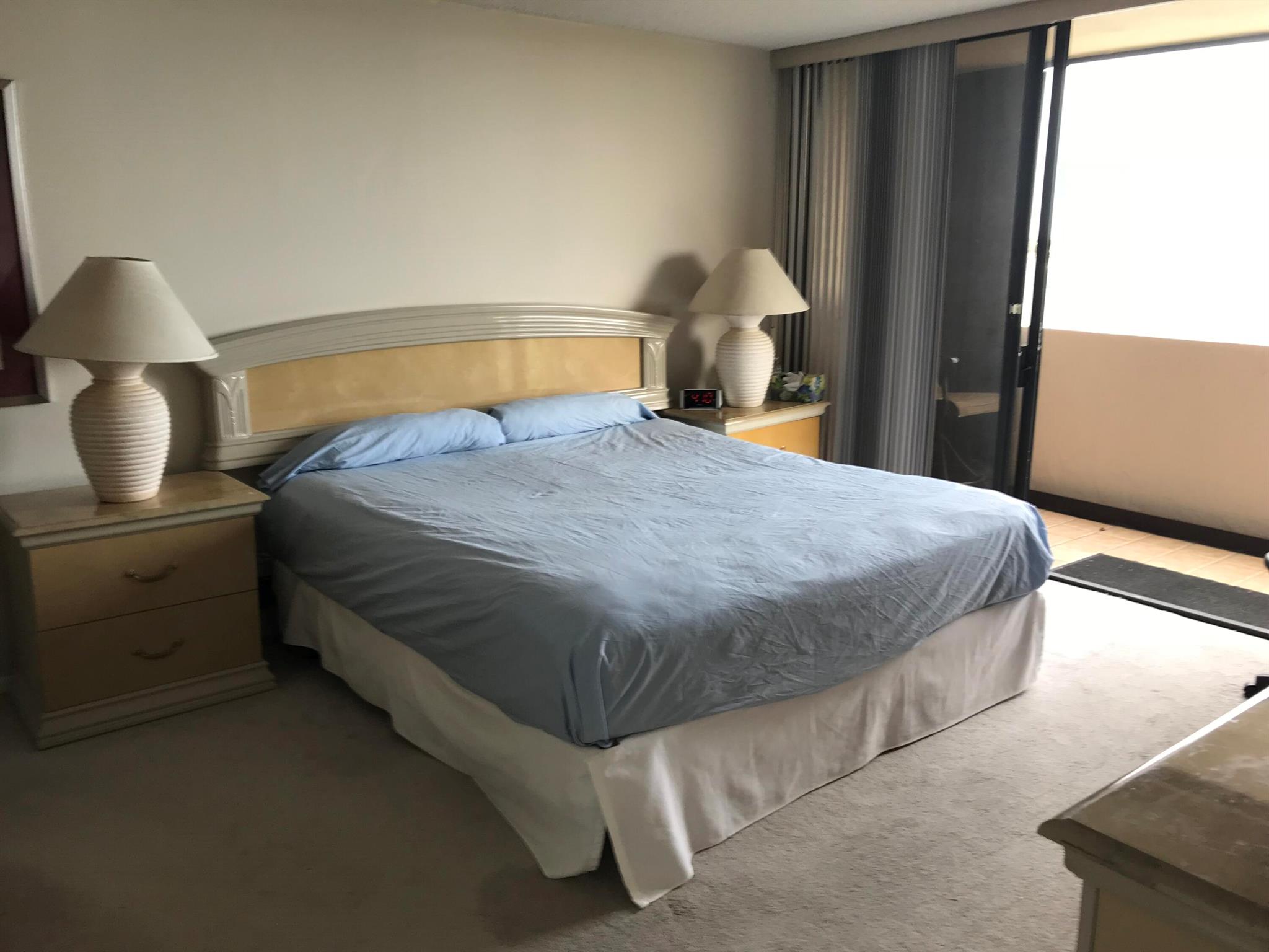 Waterfront highrise 145 u - Residential