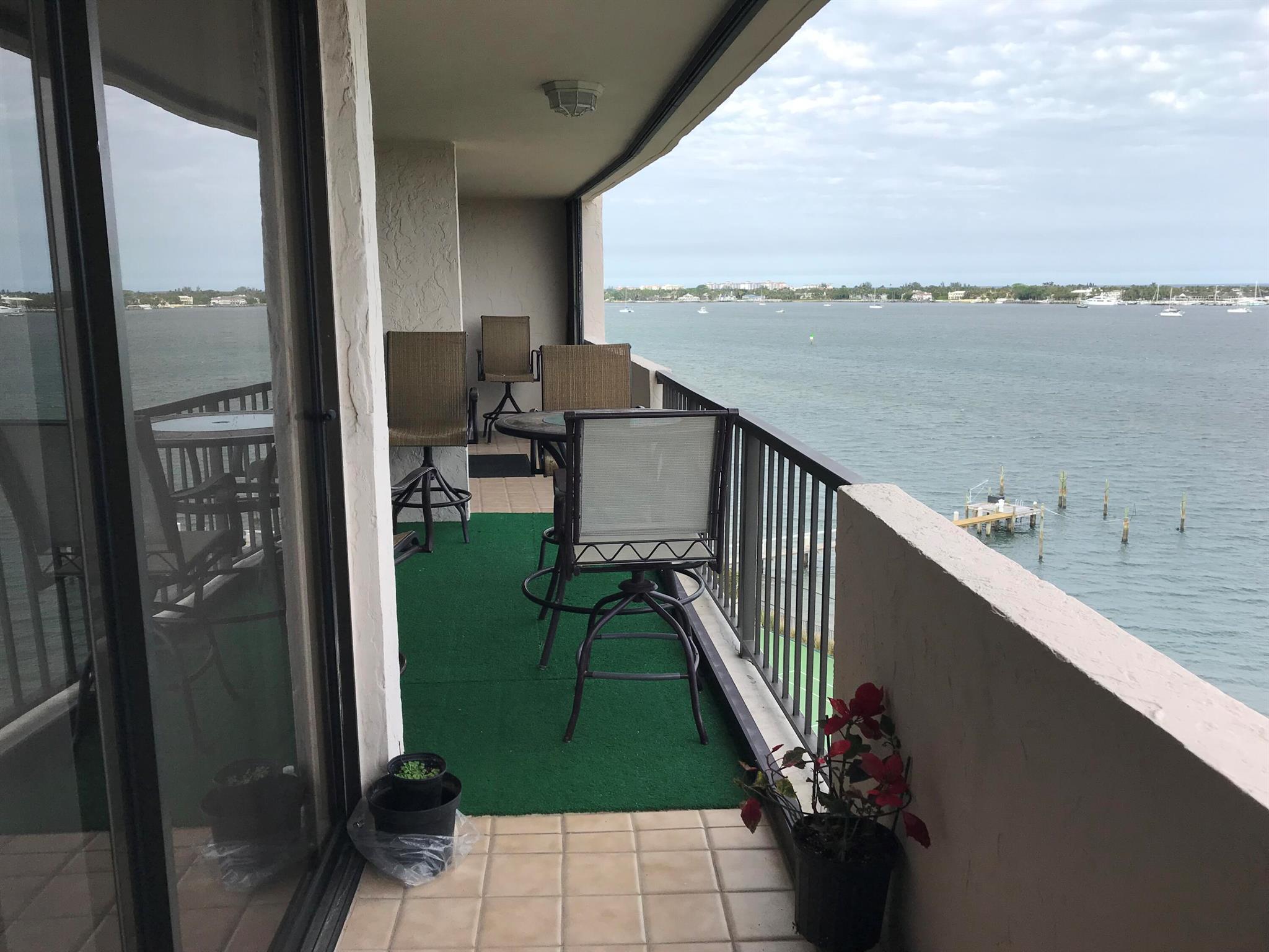 Waterfront highrise 145 u - Residential