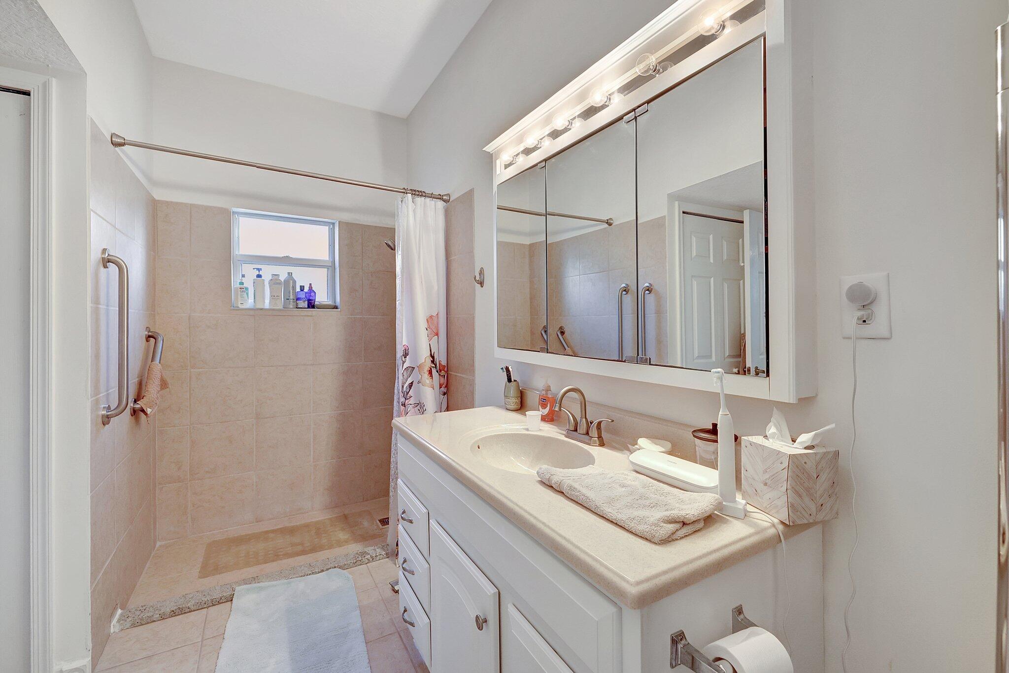 KINGS ISLE PHASE VIII-A - Residential