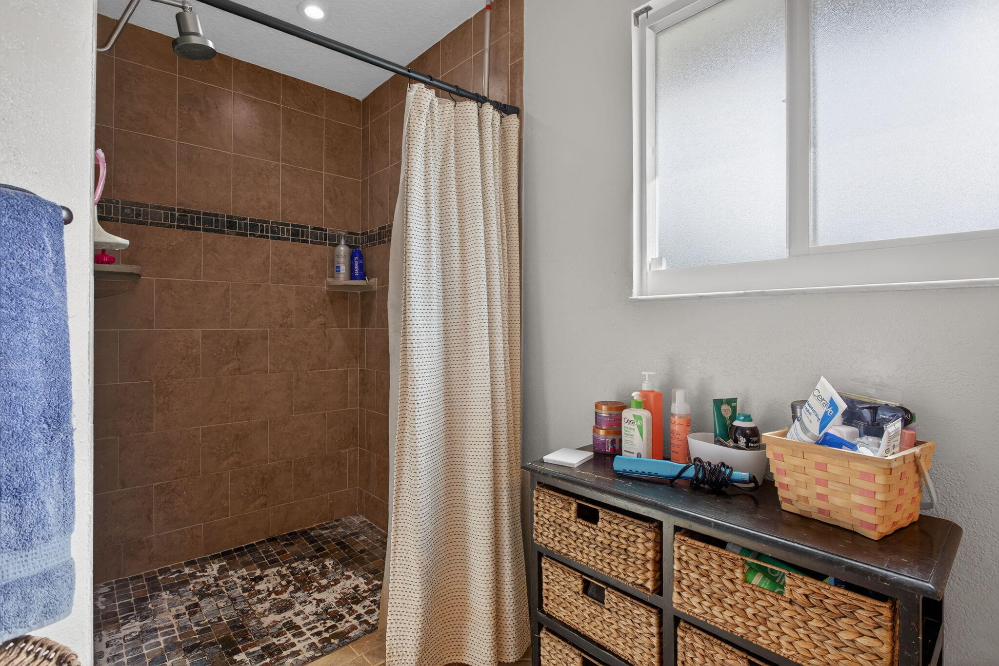 DIAFLOR SUBDIVISION - Residential