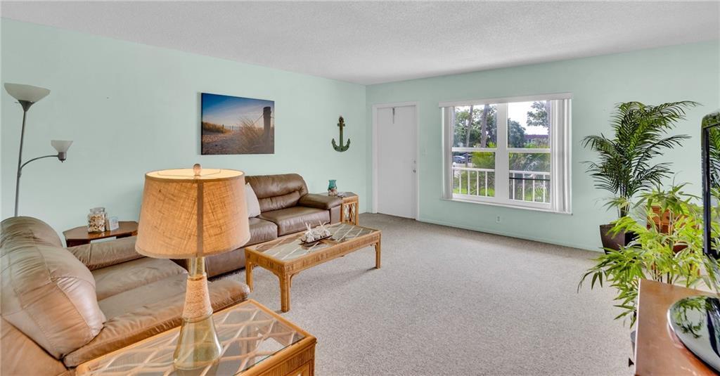 VISTA ROYALE PHASE IV BLDGS 83-111 - Residential