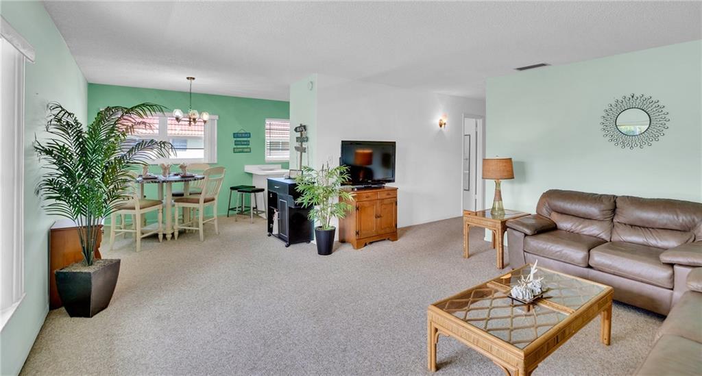 VISTA ROYALE PHASE IV BLDGS 83-111 - Residential