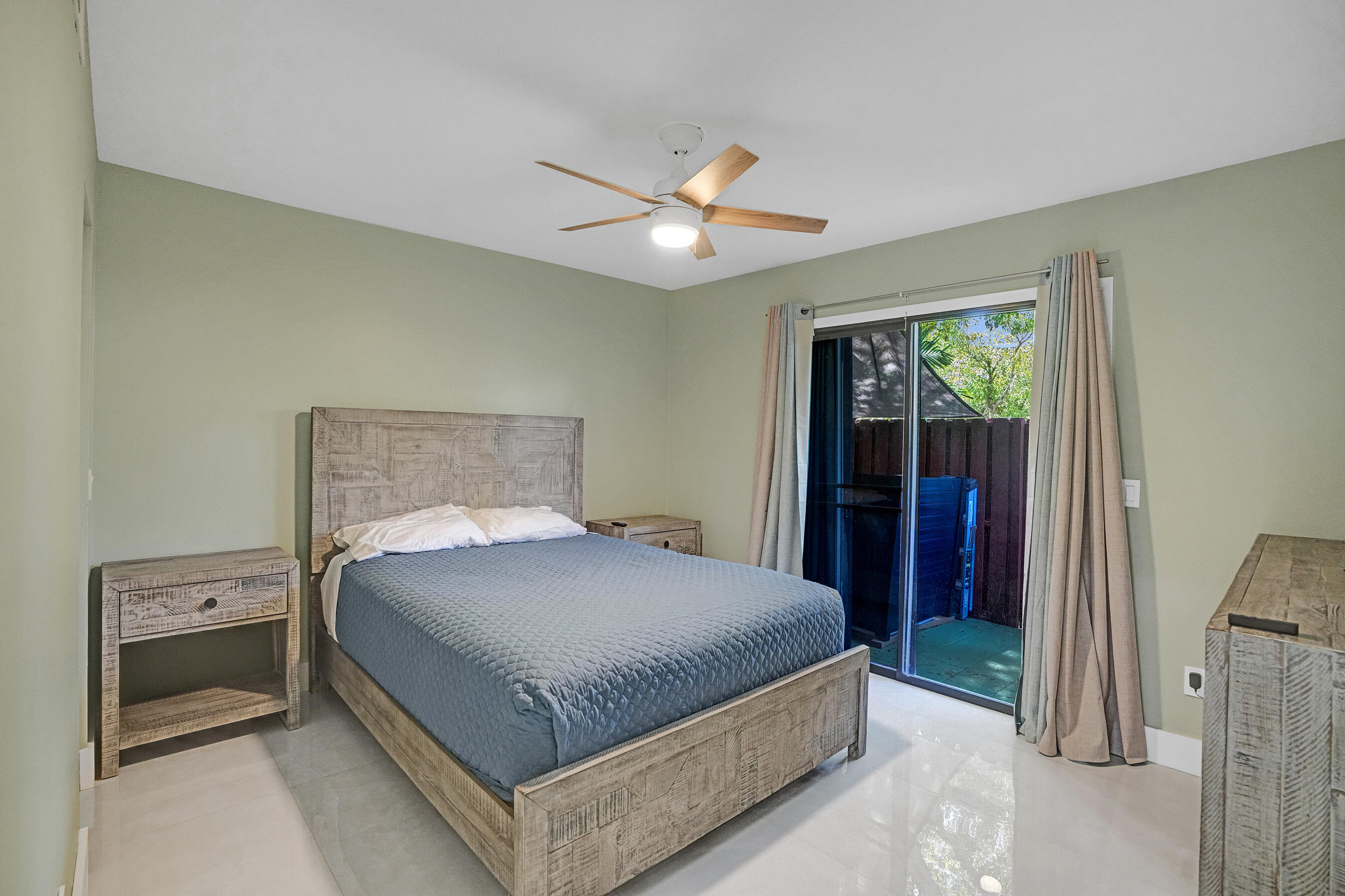 SANDPIPER BAY - Residential