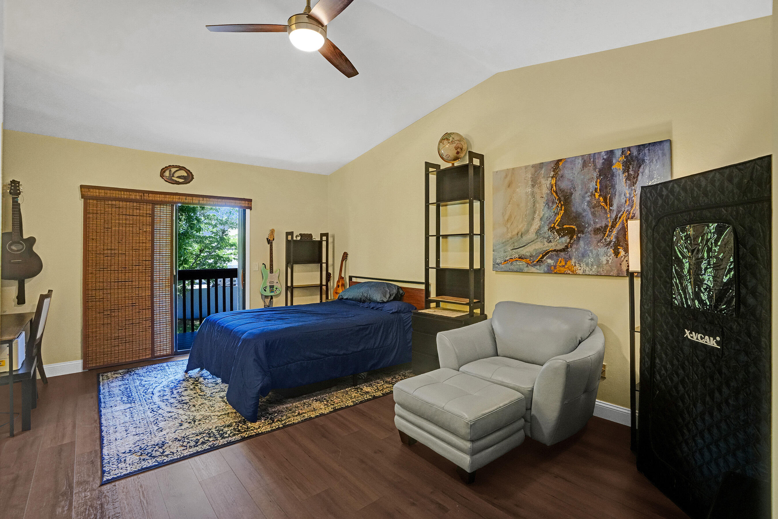 SANDPIPER BAY - Residential
