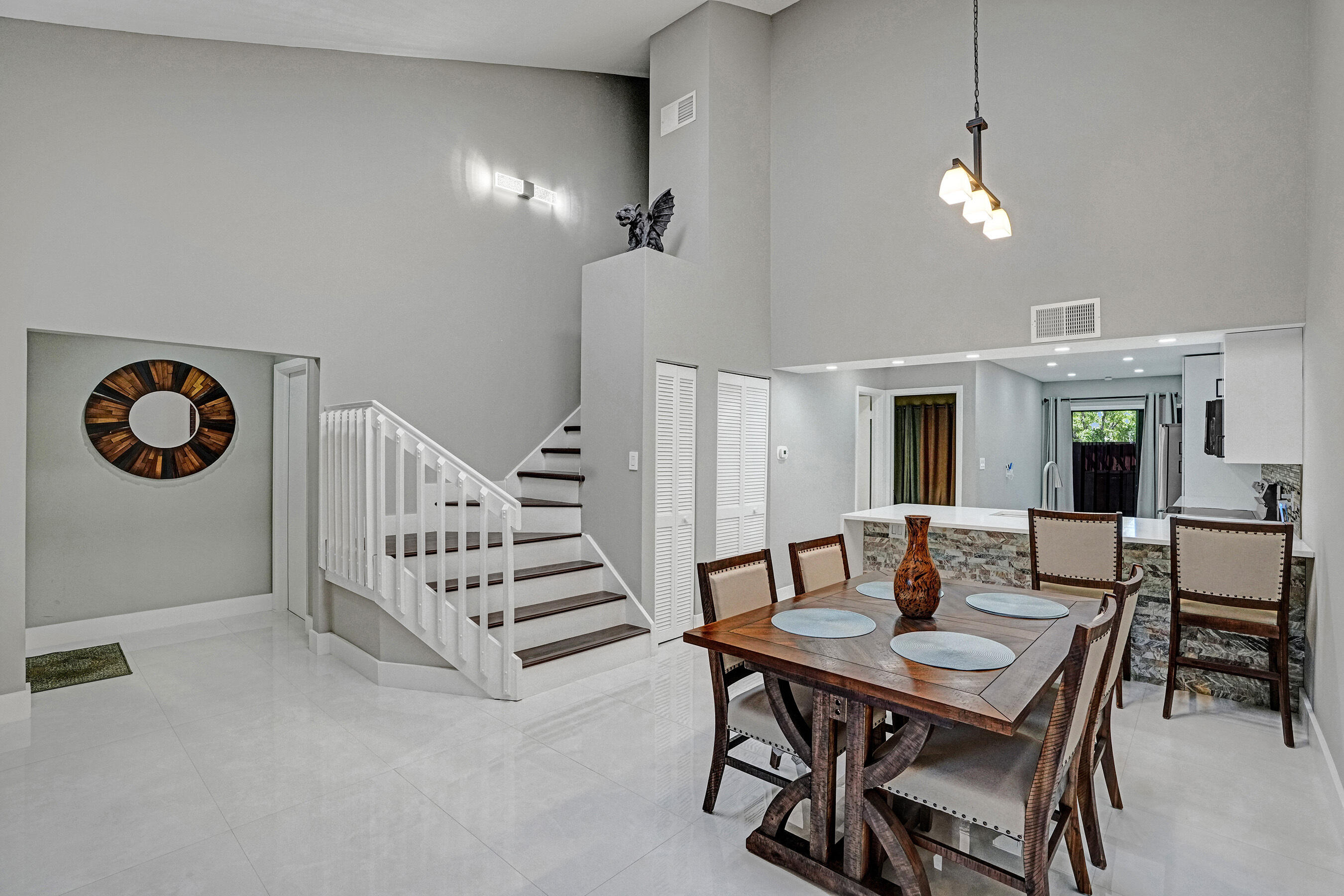 SANDPIPER BAY - Residential